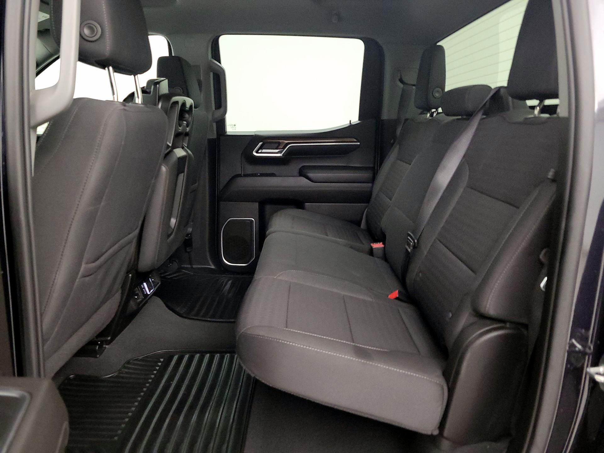 Thumbnail: 2022 Chevrolet Silverado 1500 - 19