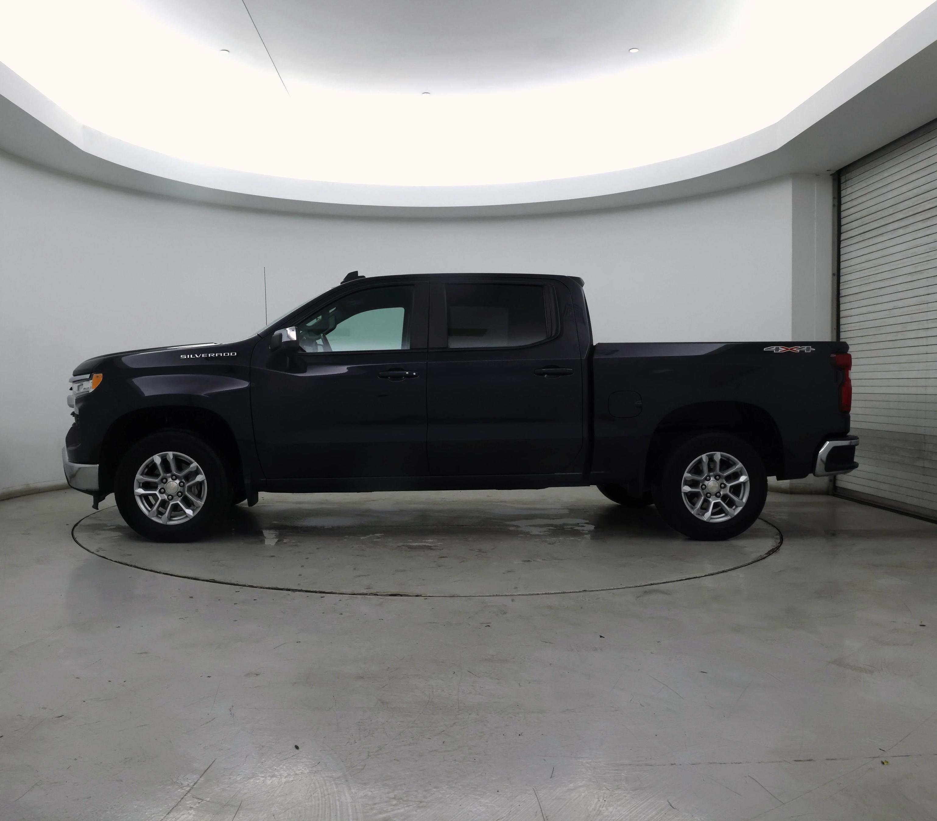 Thumbnail: 2022 Chevrolet Silverado 1500 - 3