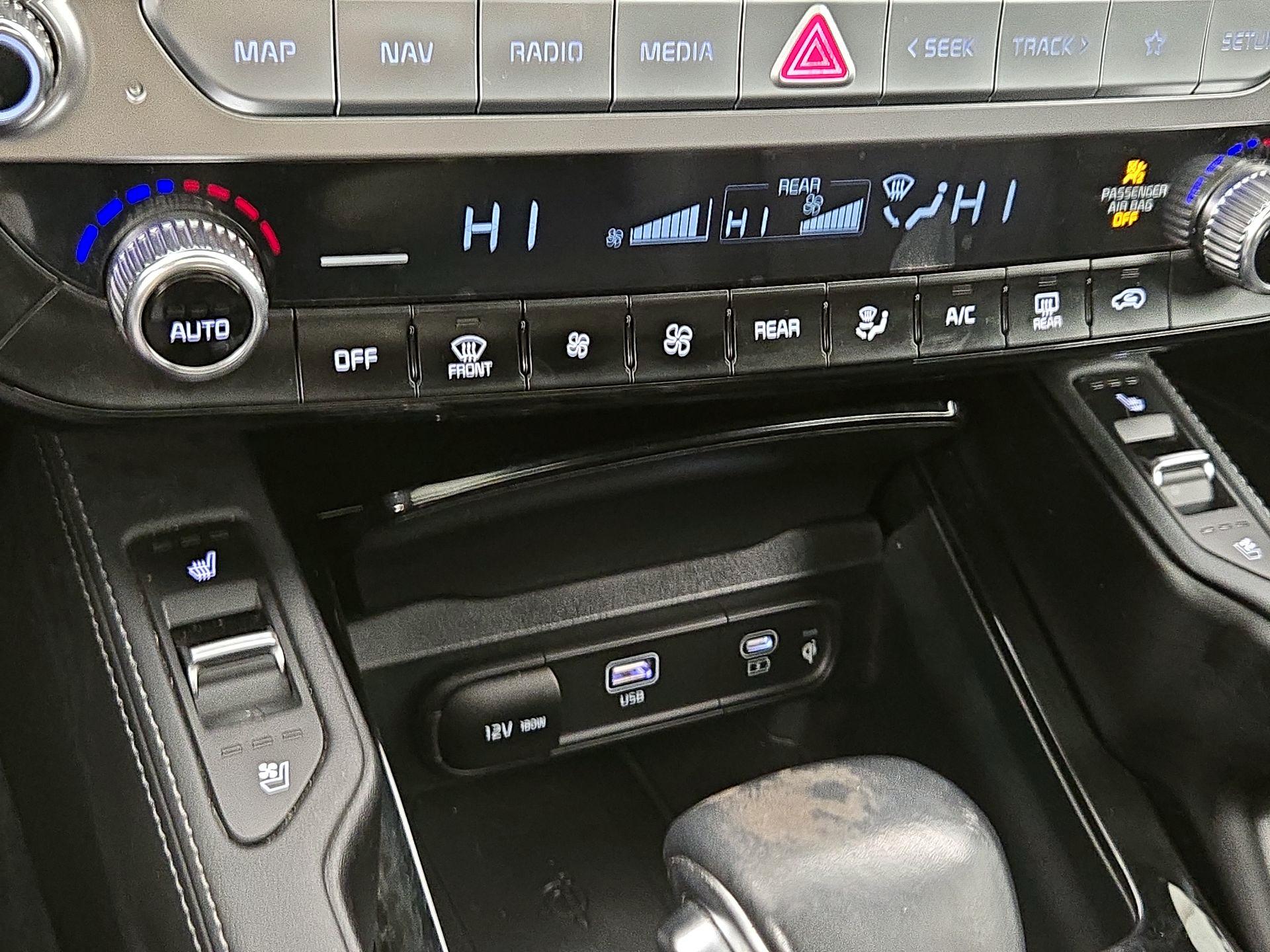 Thumbnail: 2024 Kia Telluride - 17