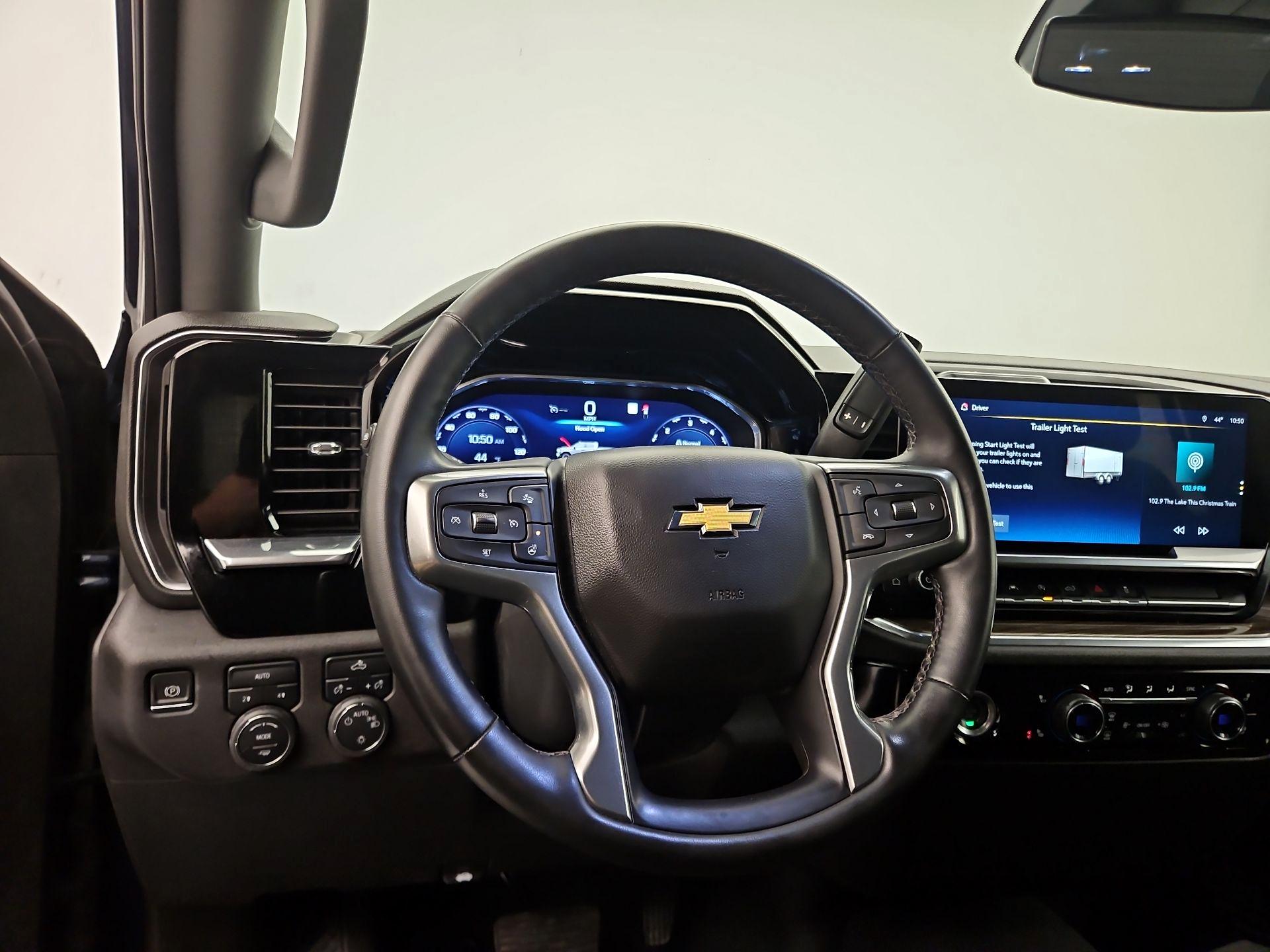 Thumbnail: 2023 Chevrolet Silverado 1500 - 10