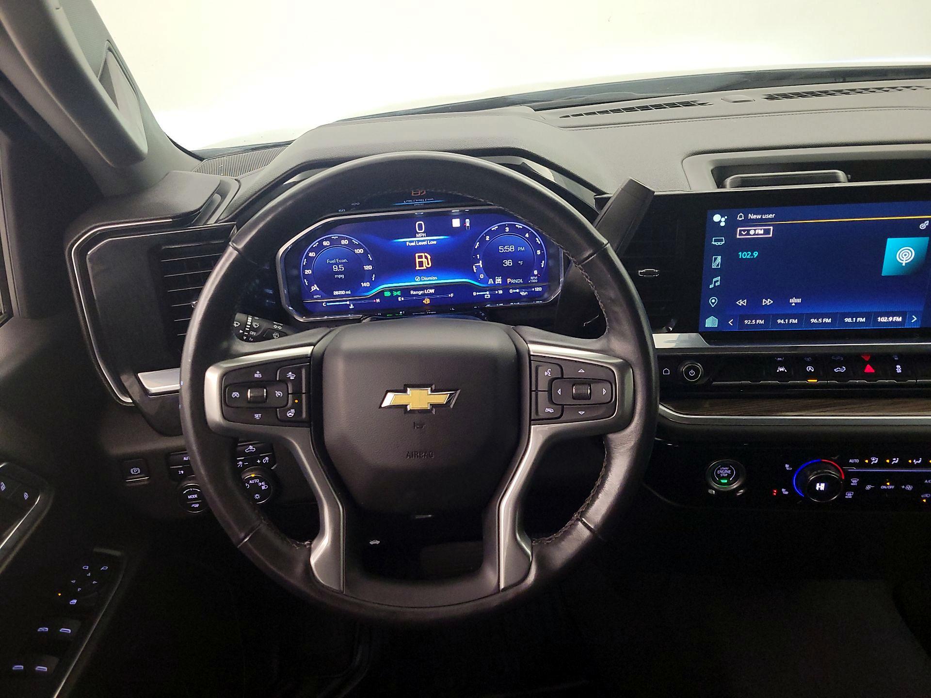 Thumbnail: 2022 Chevrolet Silverado 1500 - 10