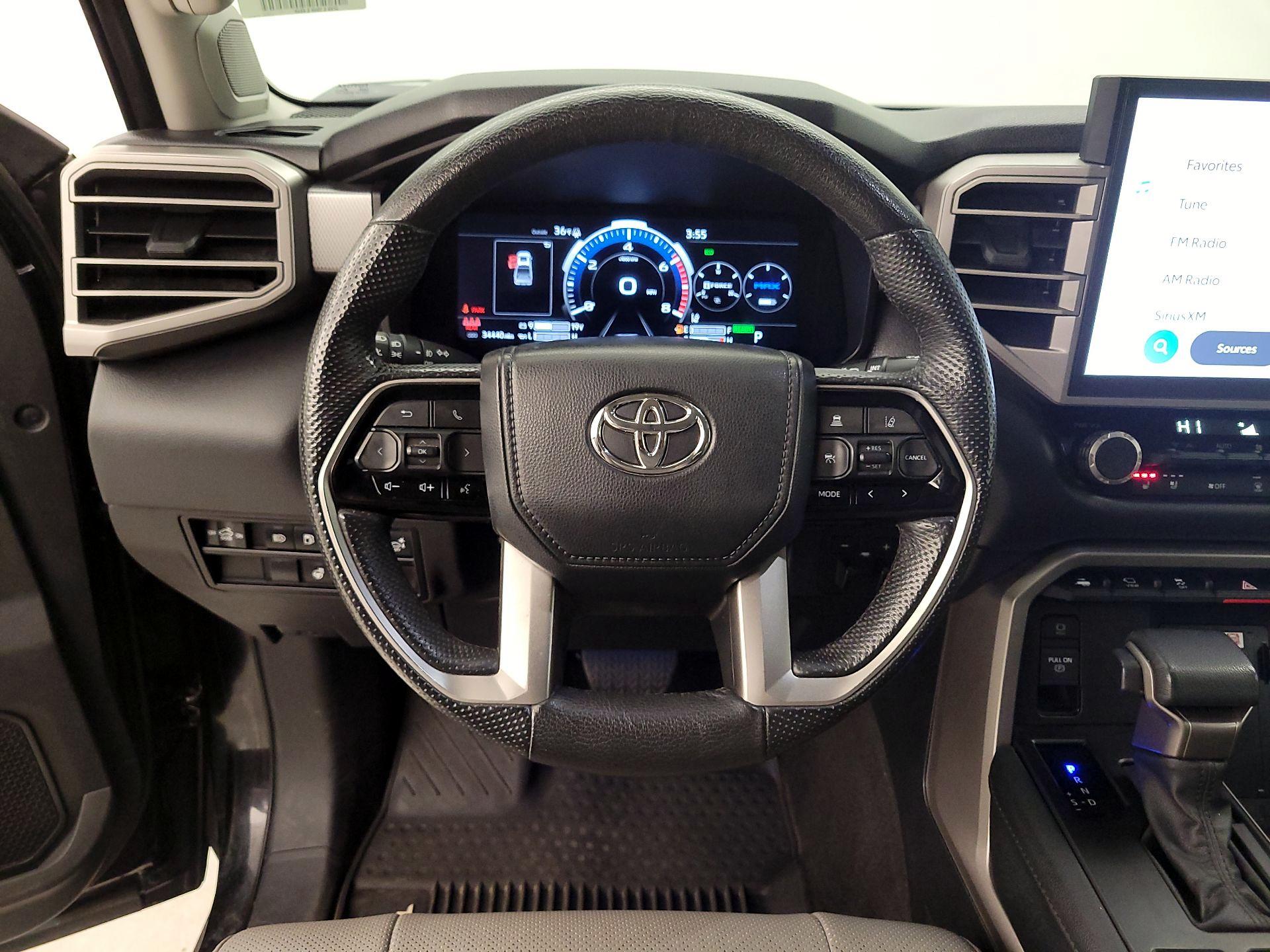 Thumbnail: 2024 Toyota Tundra - 10