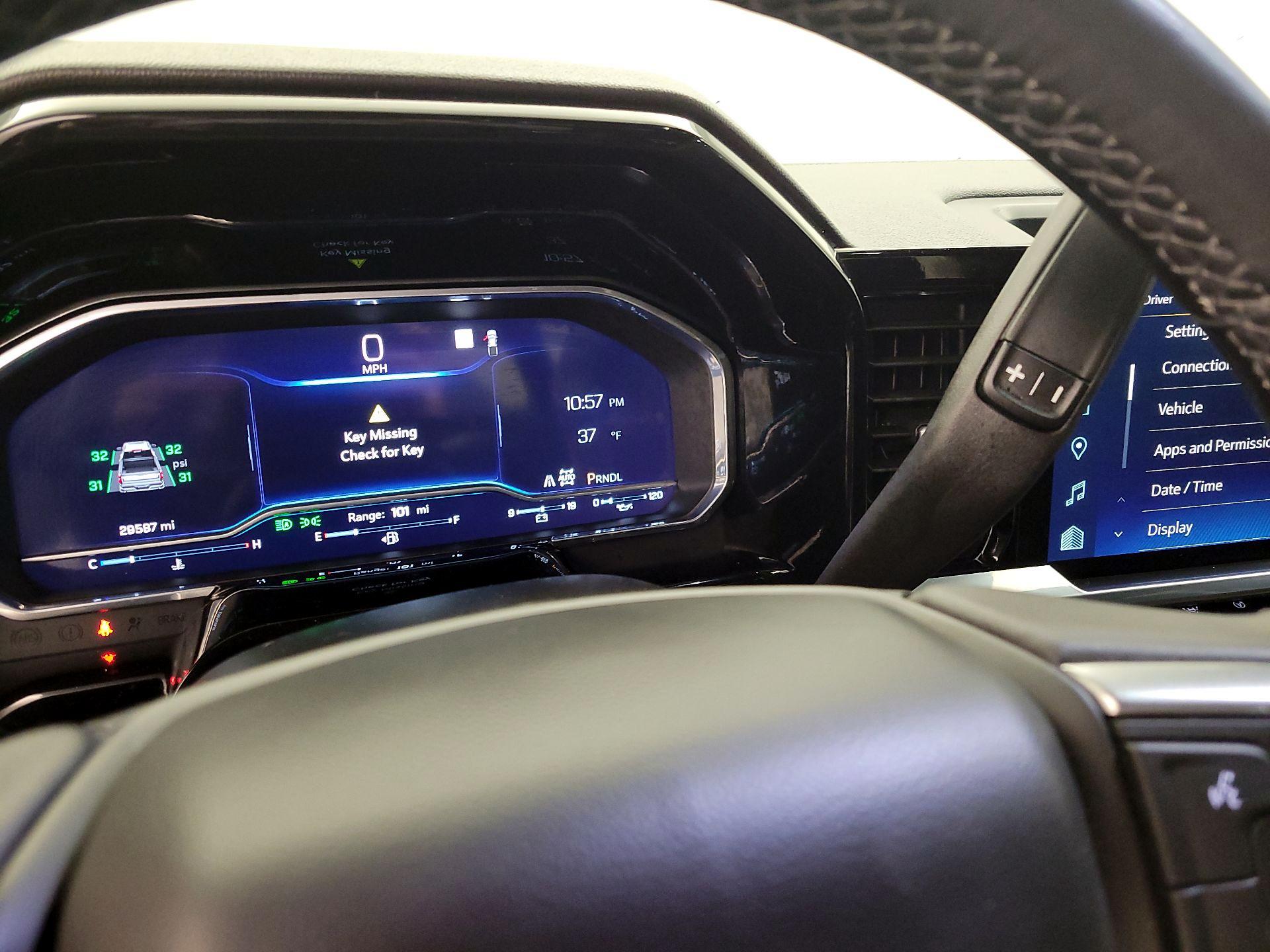 Thumbnail: 2022 Chevrolet Silverado 1500 - 18