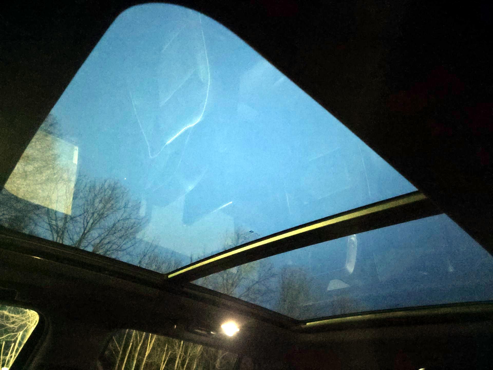 Thumbnail: 2022 GMC Yukon - 17