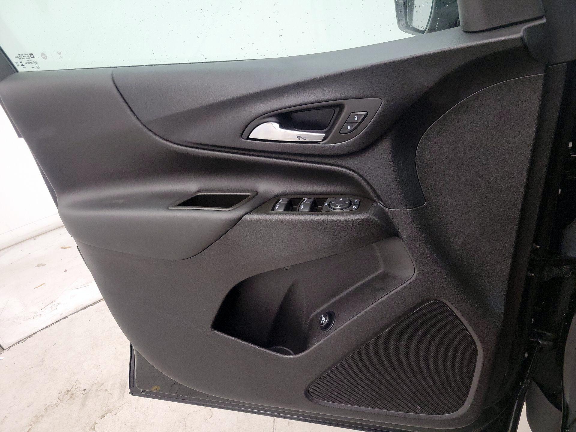 Thumbnail: 2023 Chevrolet Equinox - 12