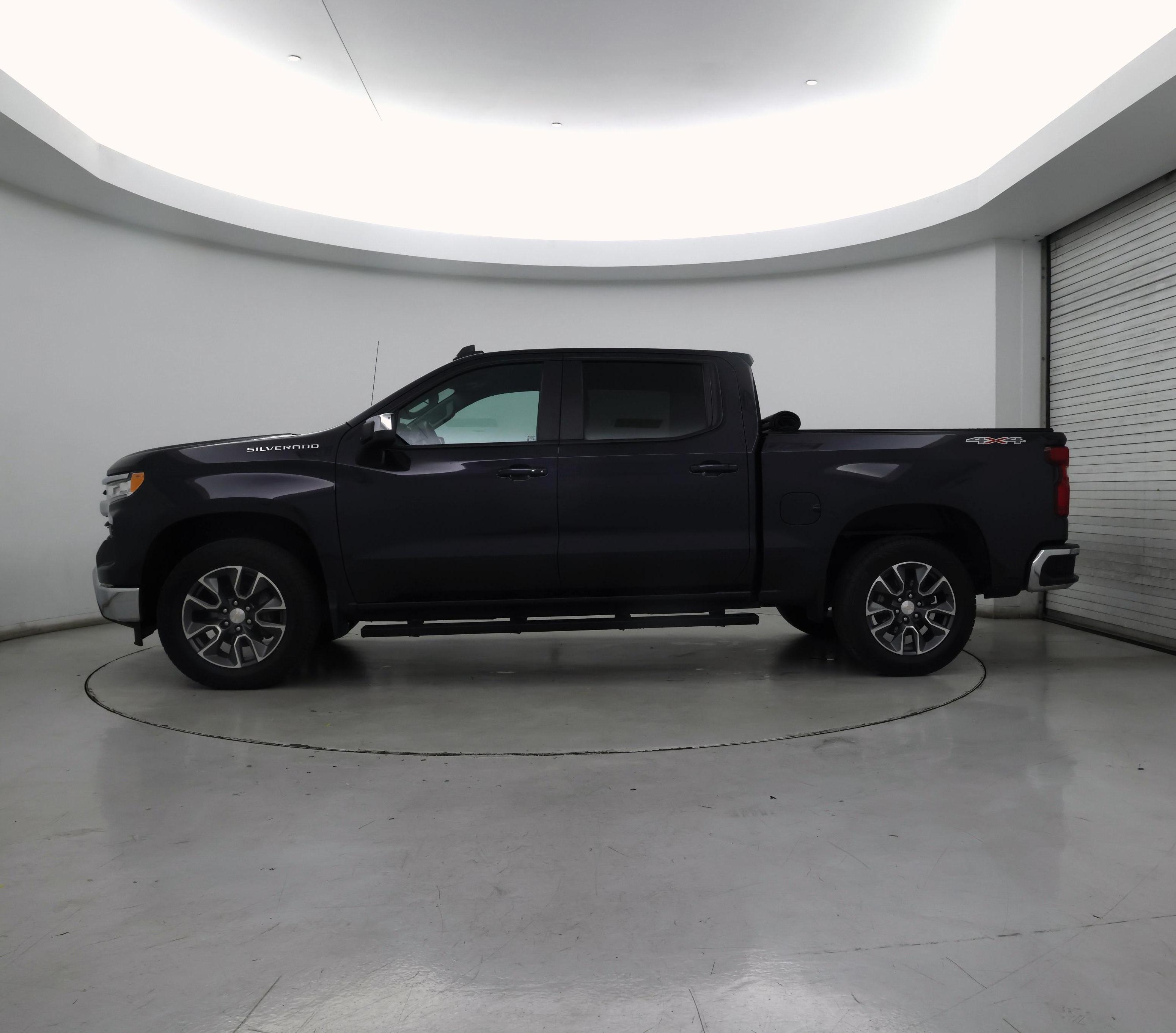 Thumbnail: 2023 Chevrolet Silverado 1500 - 3