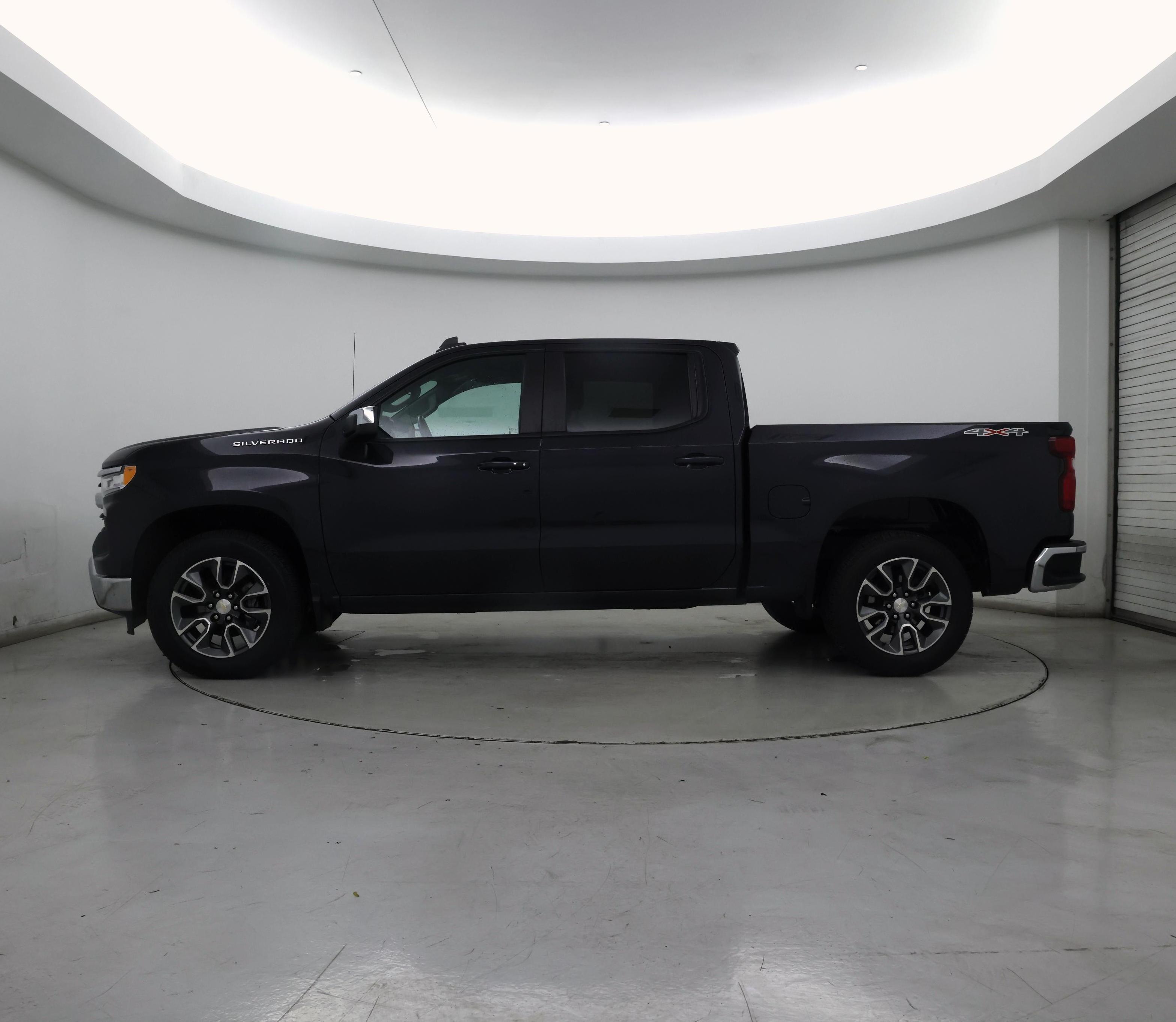 Thumbnail: 2022 Chevrolet Silverado 1500 - 3