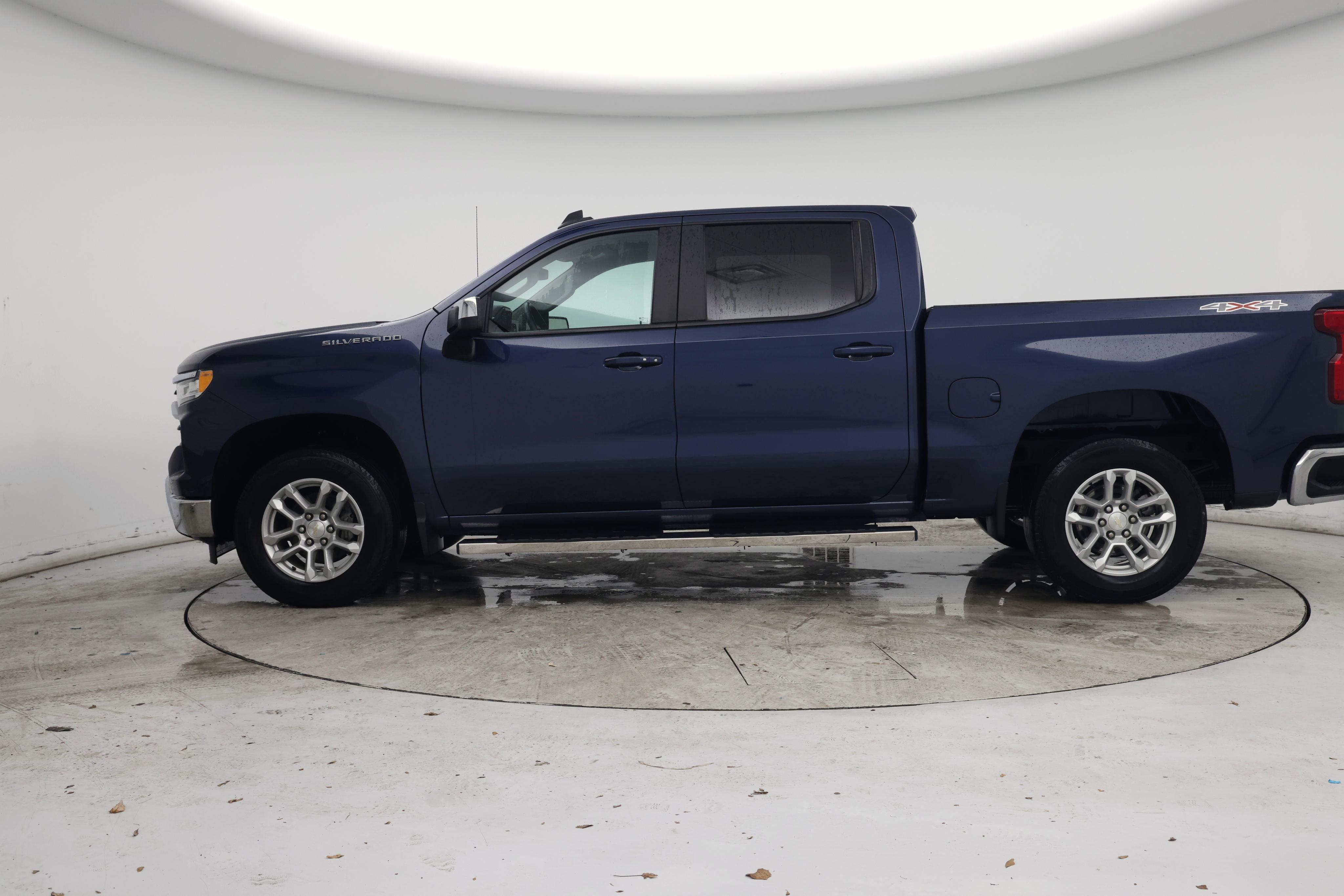 Thumbnail: 2023 Chevrolet Silverado 1500 - 3