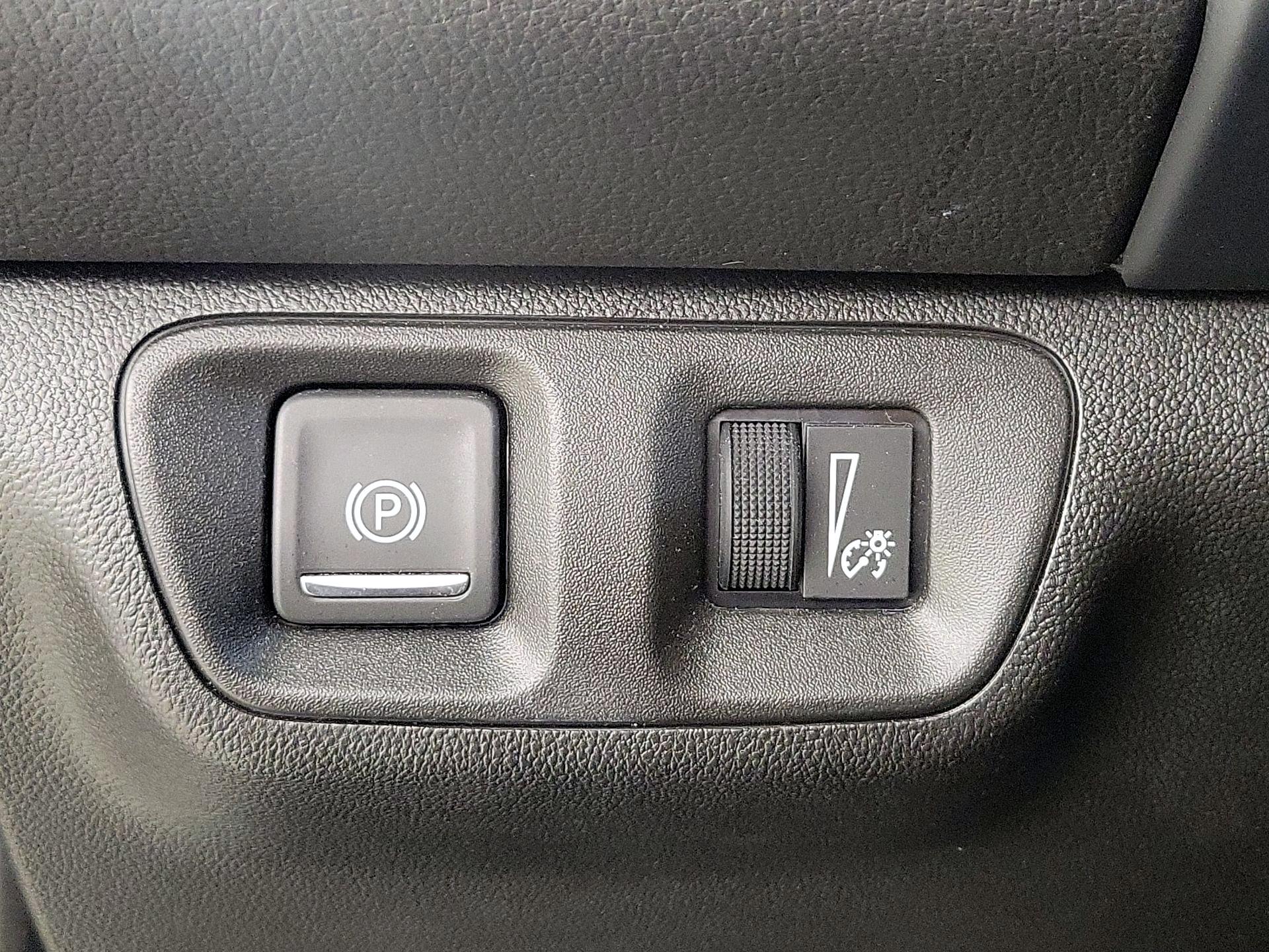 Thumbnail: 2023 GMC Acadia - 13