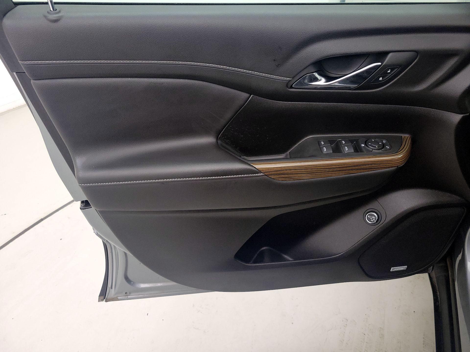 Thumbnail: 2023 GMC Acadia - 12