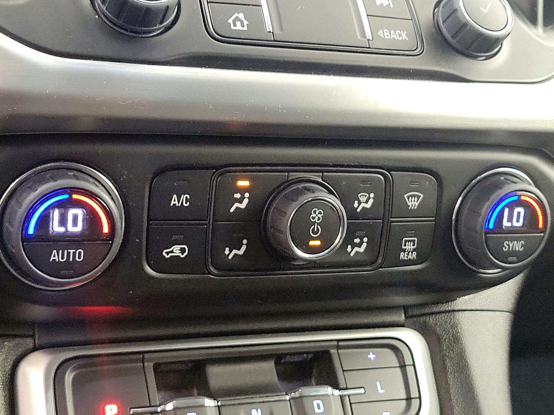 Thumbnail: 2023 GMC Acadia - 17