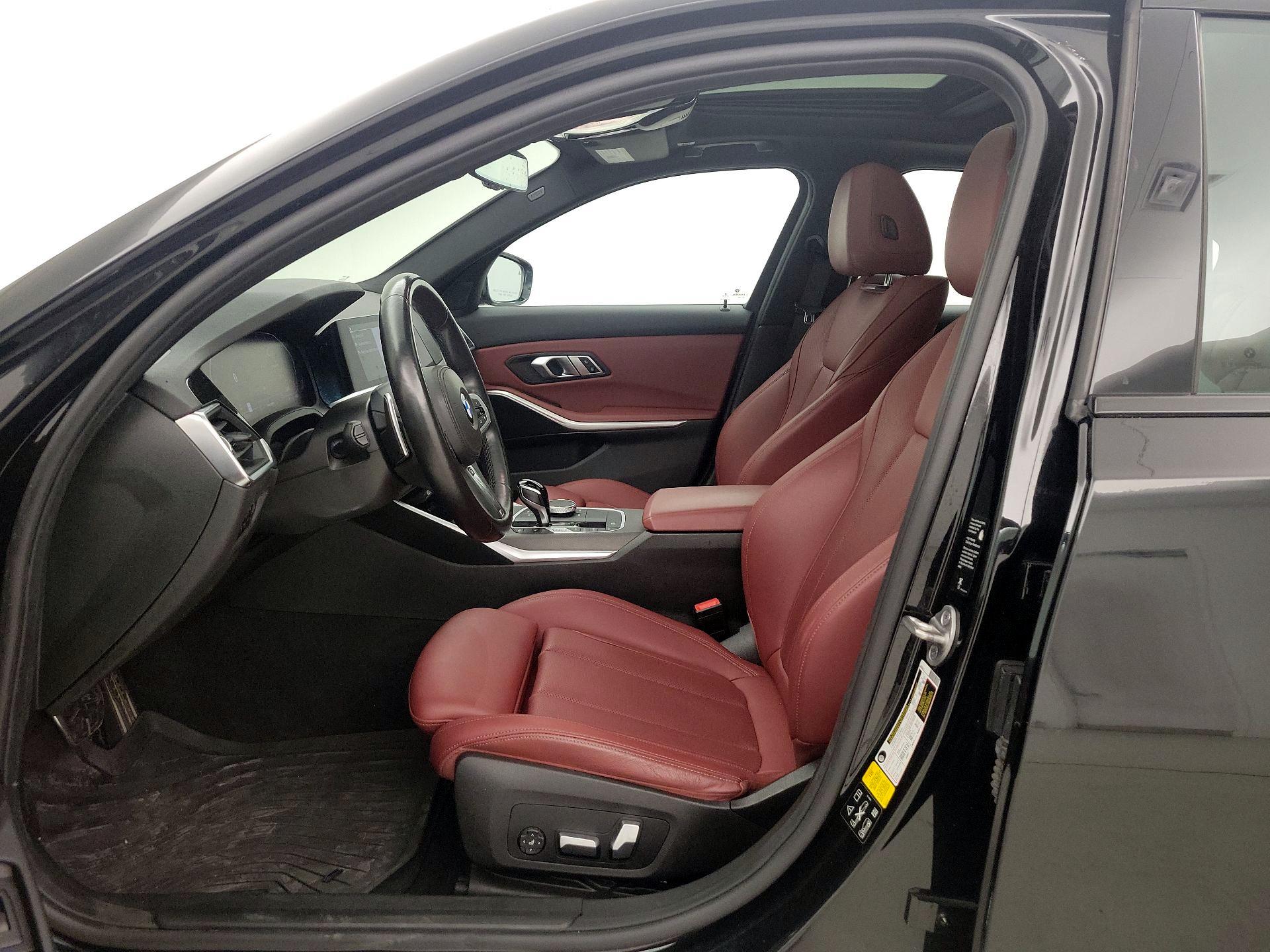 Thumbnail: 2022 BMW 3 Series - 11