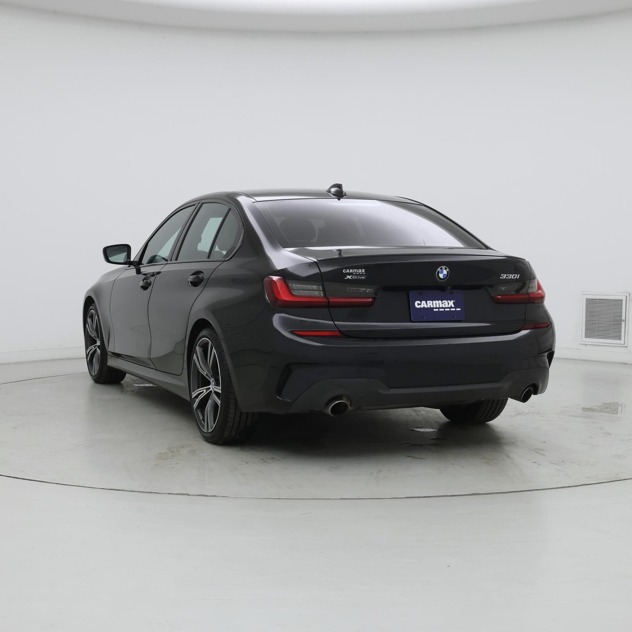Thumbnail: 2022 BMW 3 Series - 2
