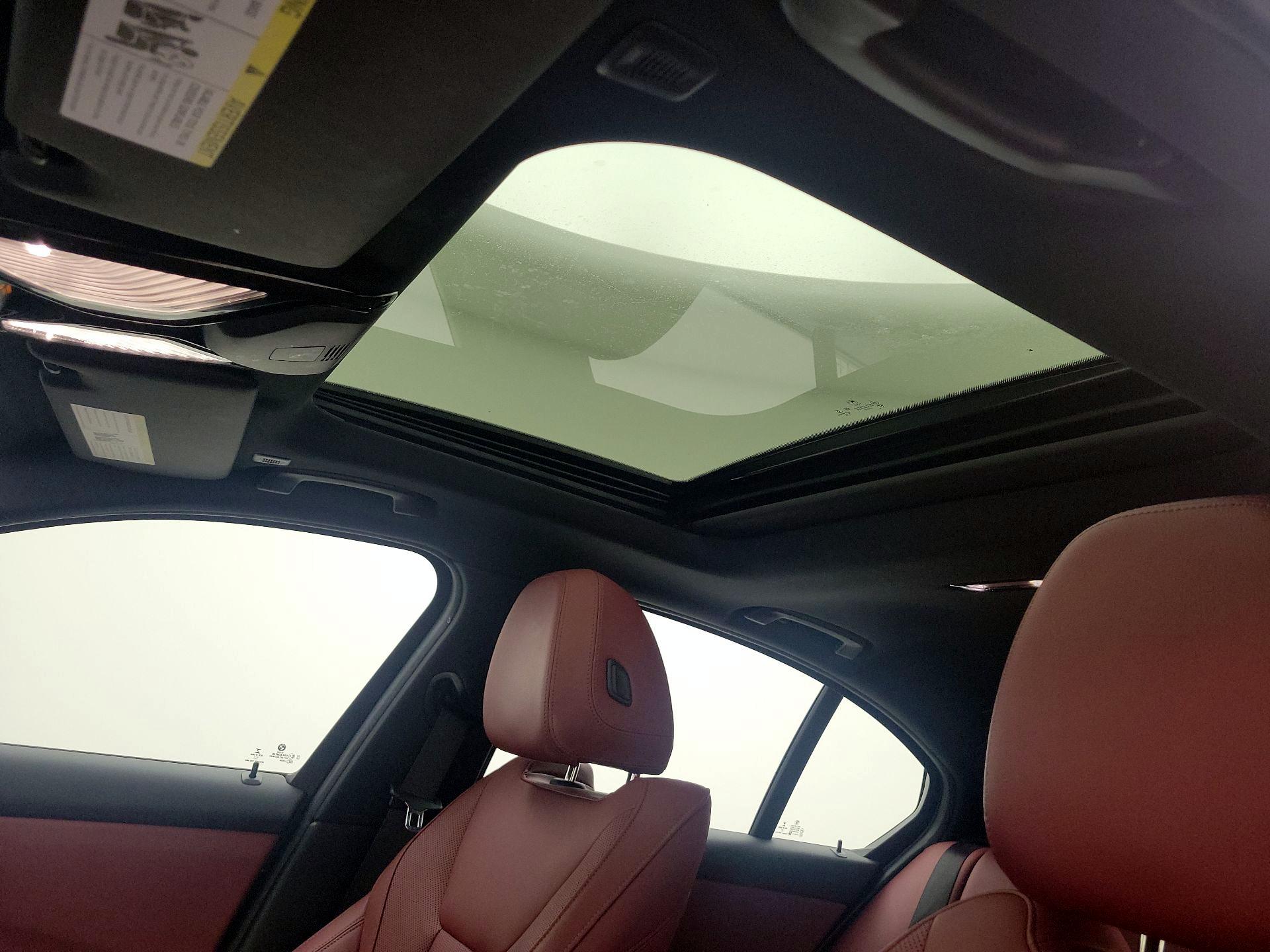 Thumbnail: 2022 BMW 3 Series - 20