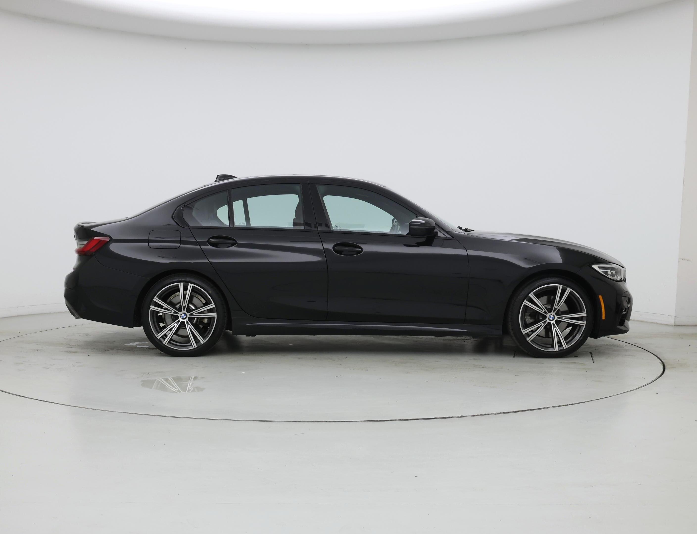 Thumbnail: 2022 BMW 3 Series - 7