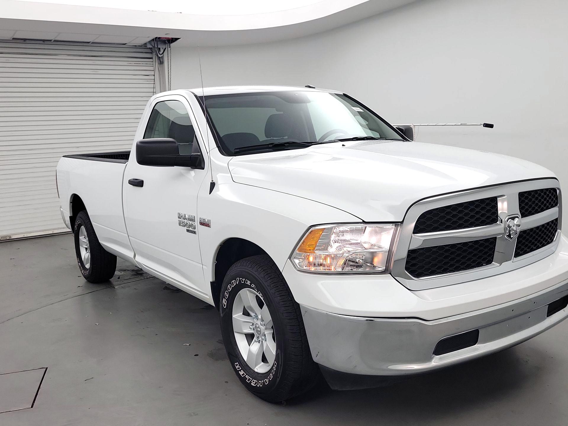 Thumbnail: 2022 RAM 1500 Classic - 1