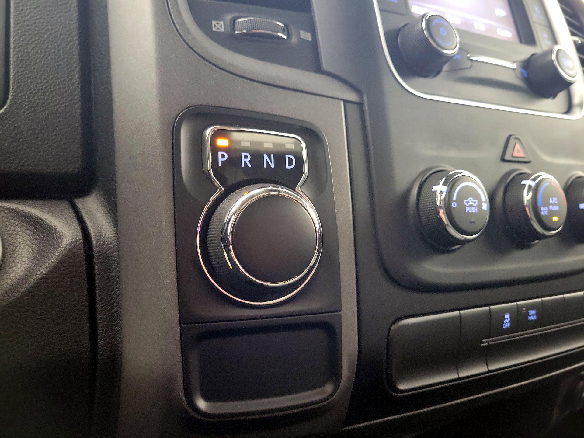 Thumbnail: 2022 RAM 1500 Classic - 15