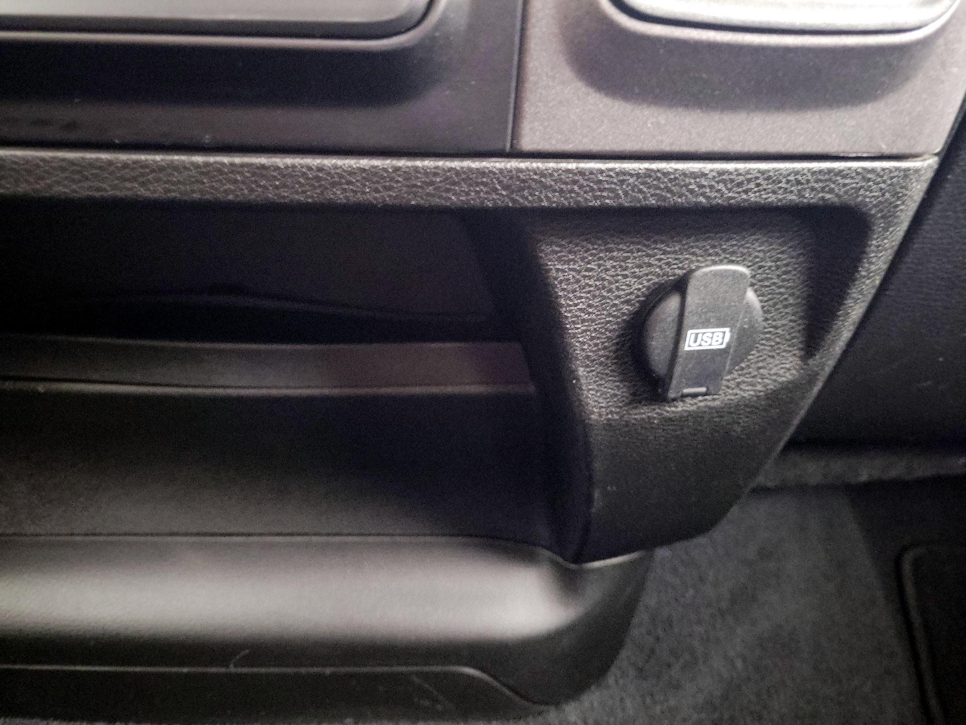 Thumbnail: 2022 RAM 1500 Classic - 16