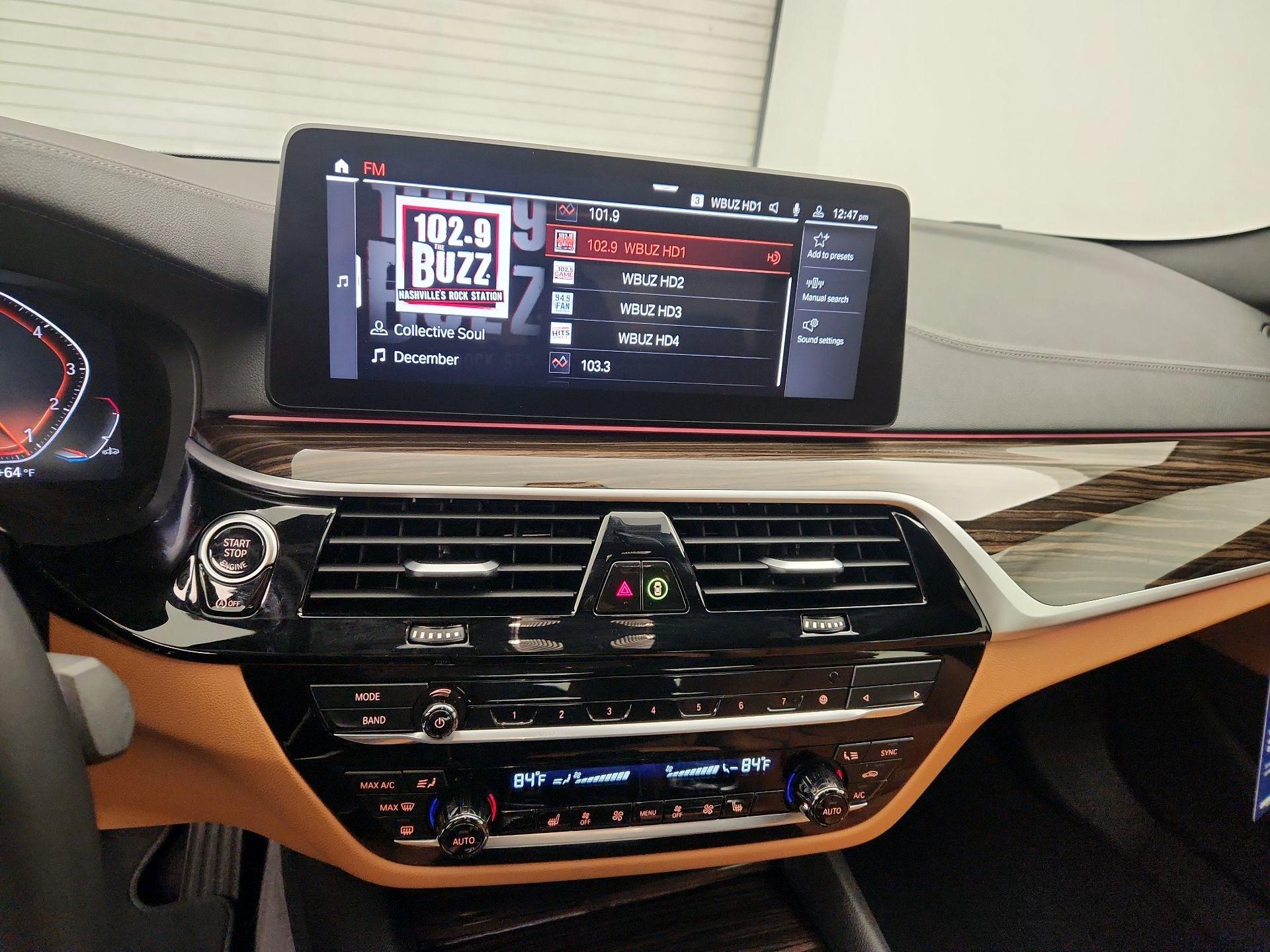 Thumbnail: 2023 BMW 5 Series - 16