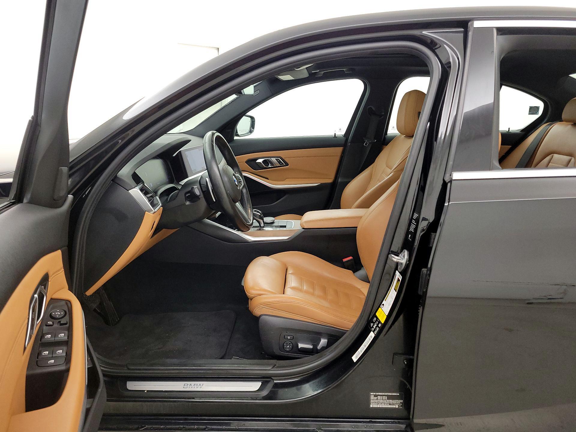 Thumbnail: 2020 BMW 3 Series - 11