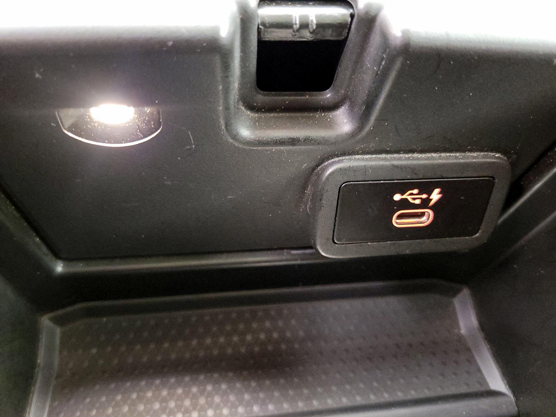 Thumbnail: 2020 BMW 3 Series - 19