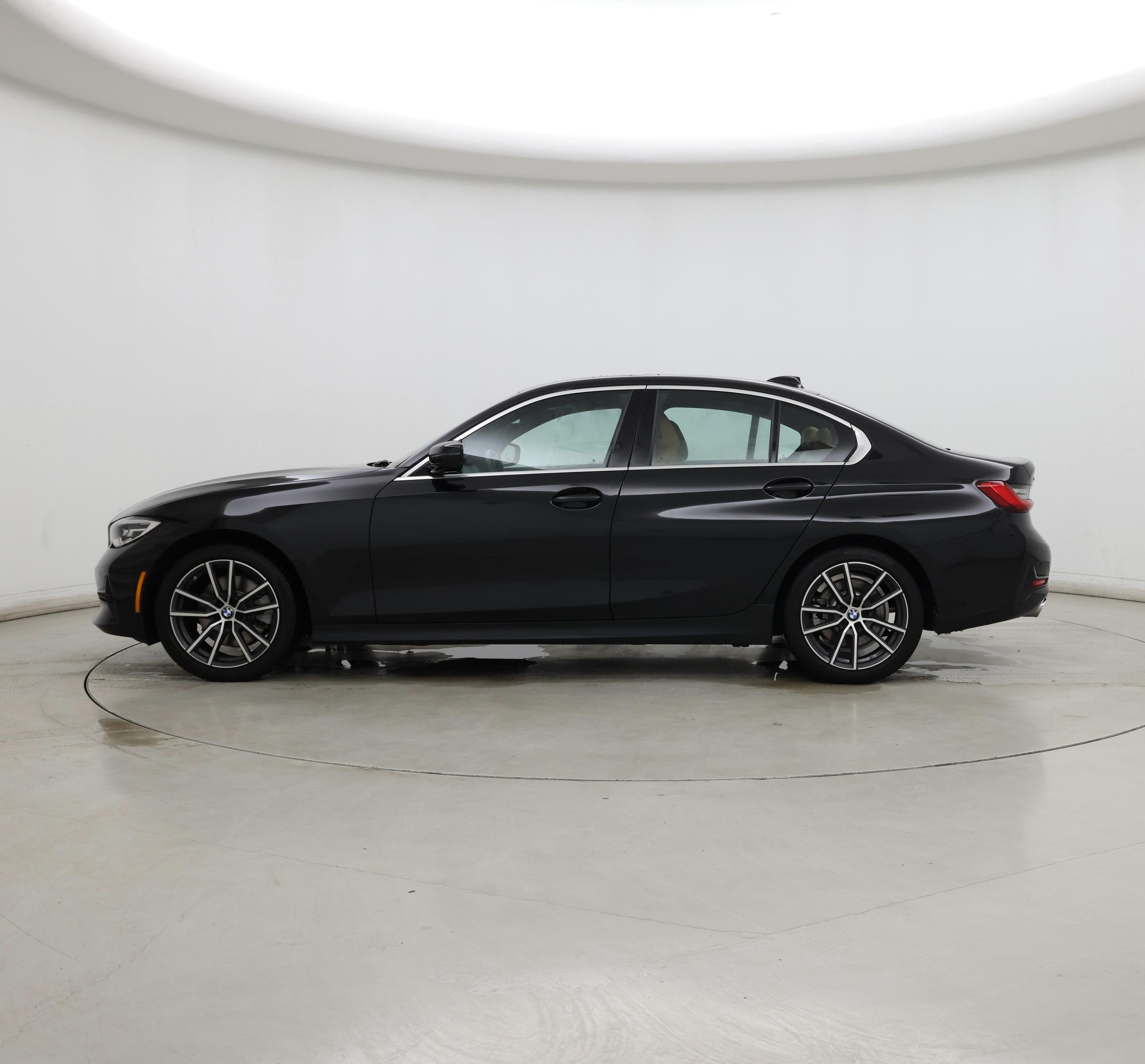 Thumbnail: 2020 BMW 3 Series - 3