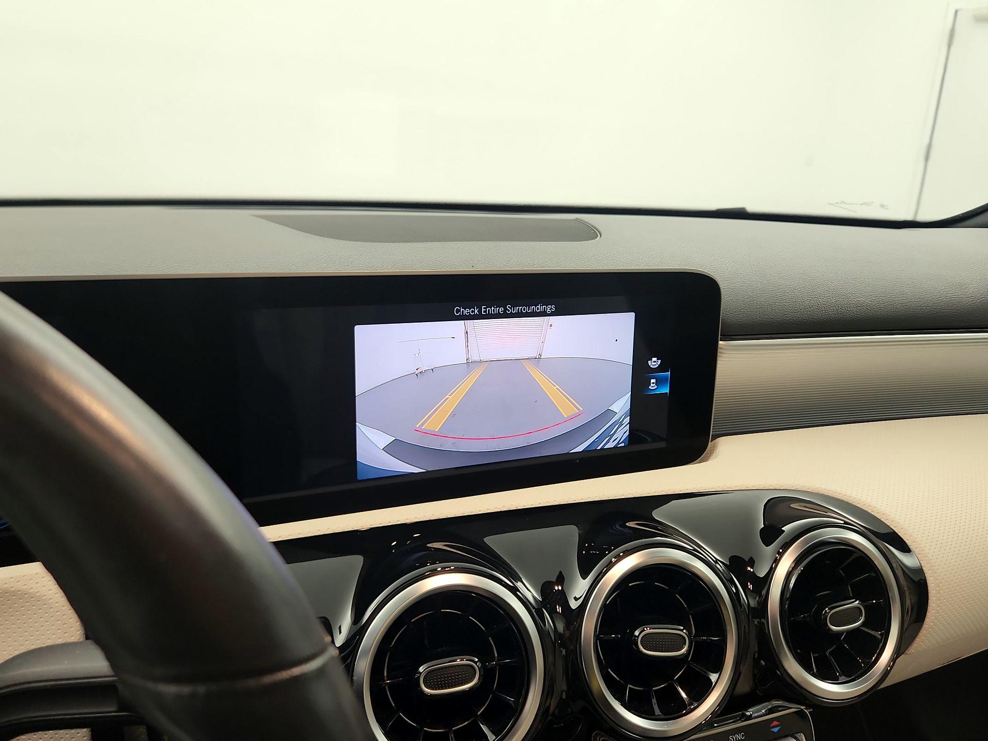 Thumbnail: 2020 Mercedes-Benz A-Class - 12