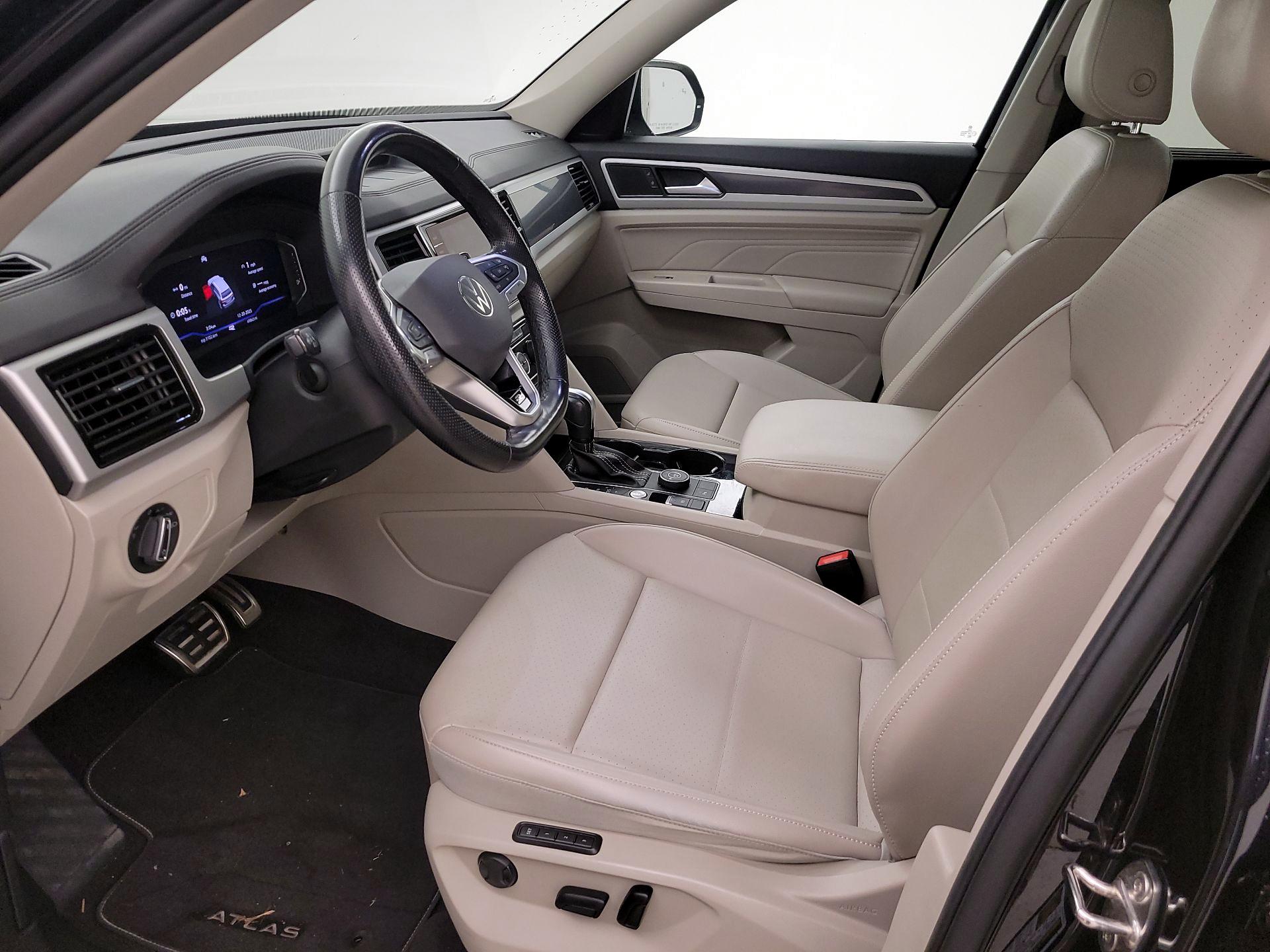 Thumbnail: 2022 Volkswagen Atlas - 11