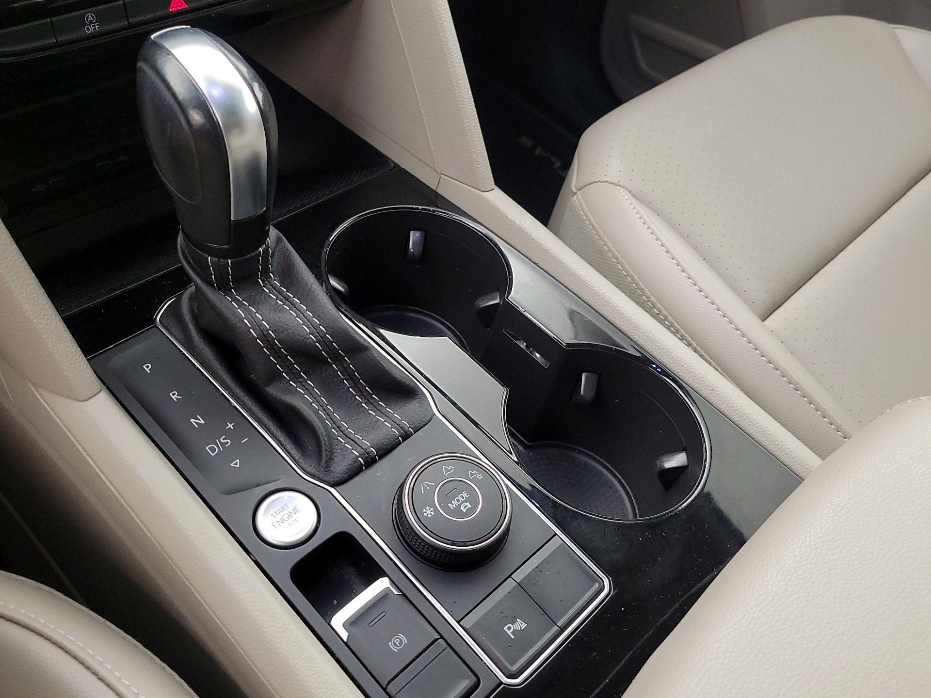 Thumbnail: 2022 Volkswagen Atlas - 18