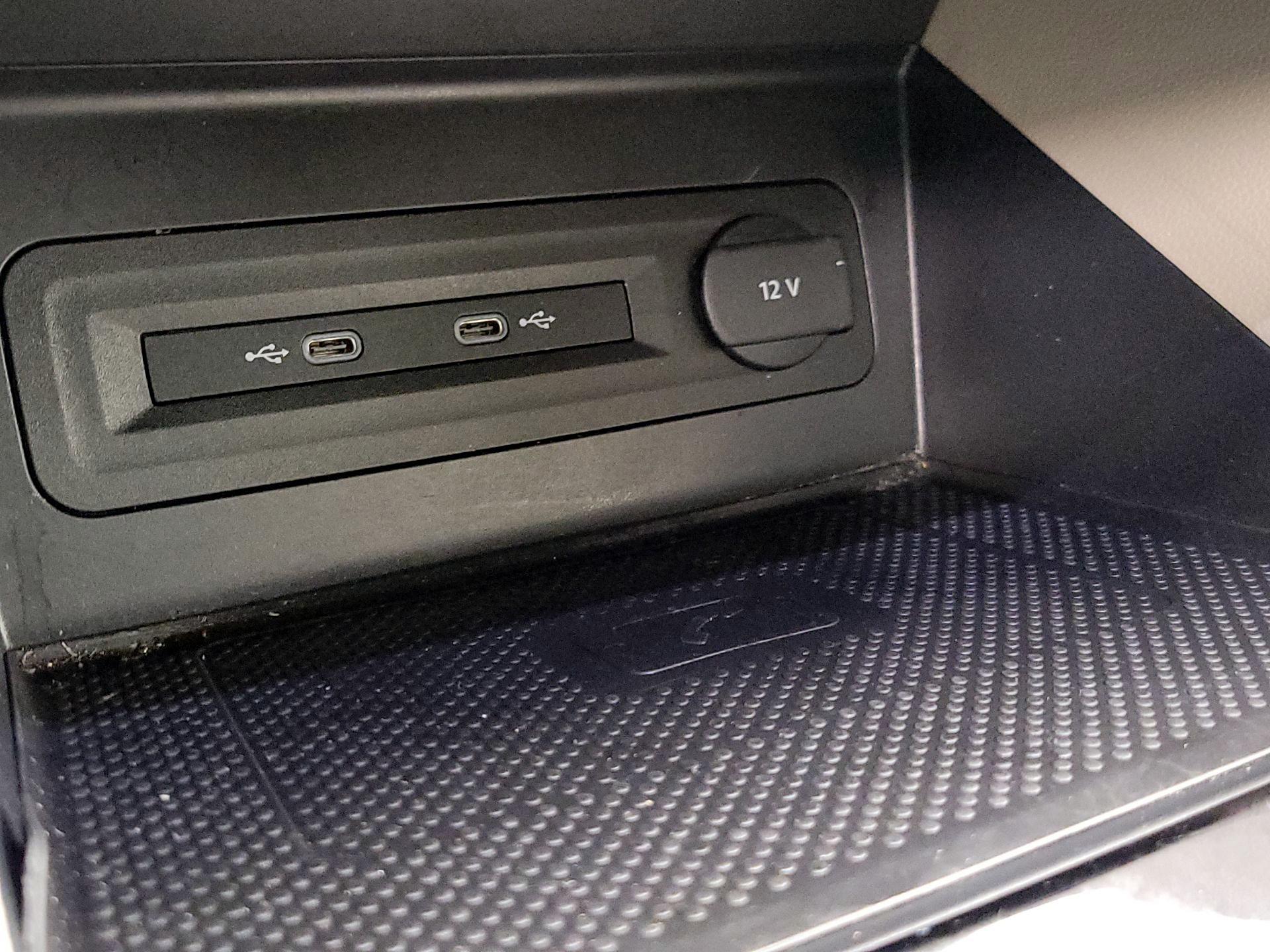 Thumbnail: 2022 Volkswagen Atlas - 19