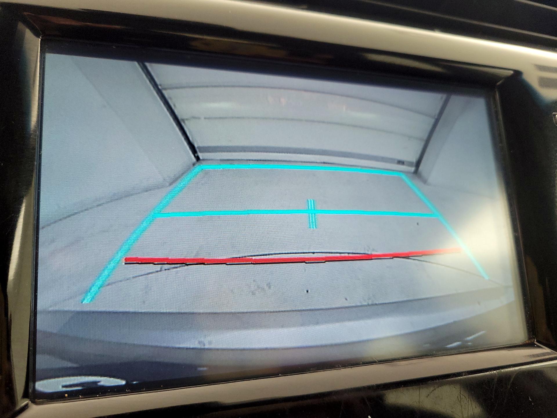 Thumbnail: 2020 Toyota Camry - 14