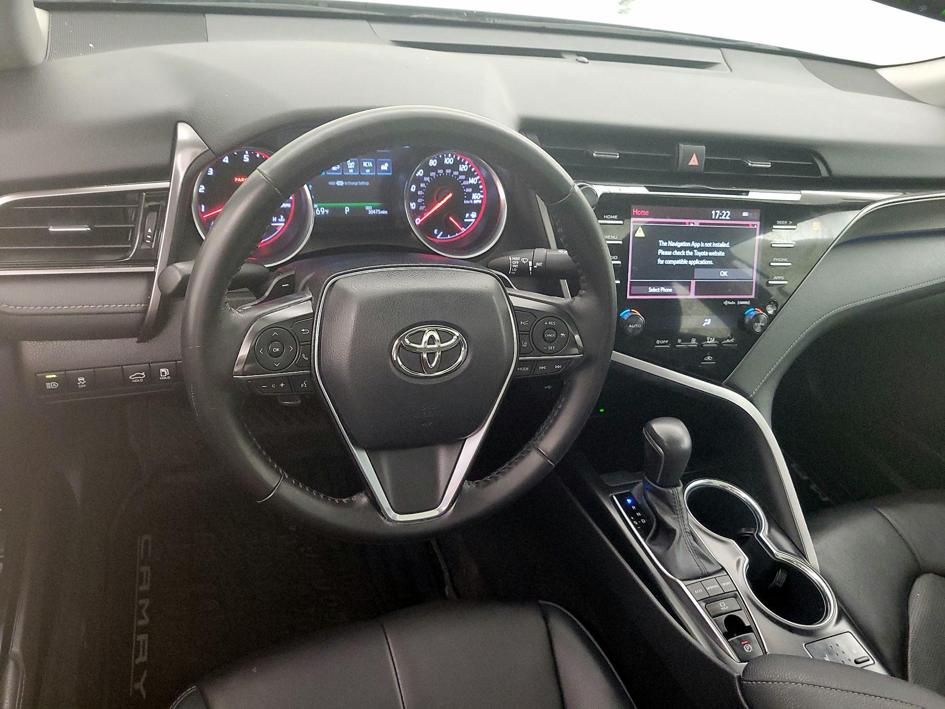 Thumbnail: 2020 Toyota Camry - 9