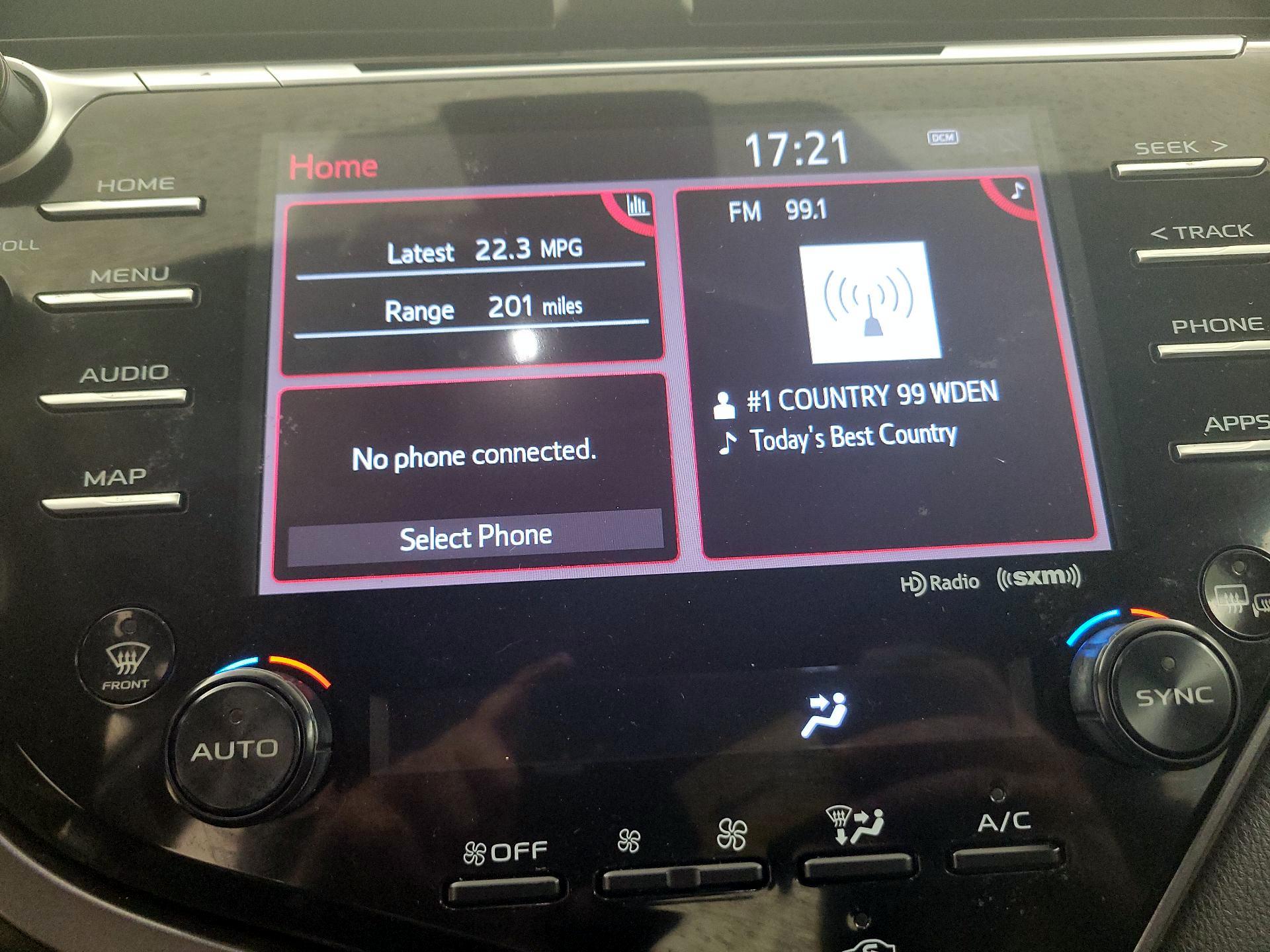 Thumbnail: 2020 Toyota Camry - 15