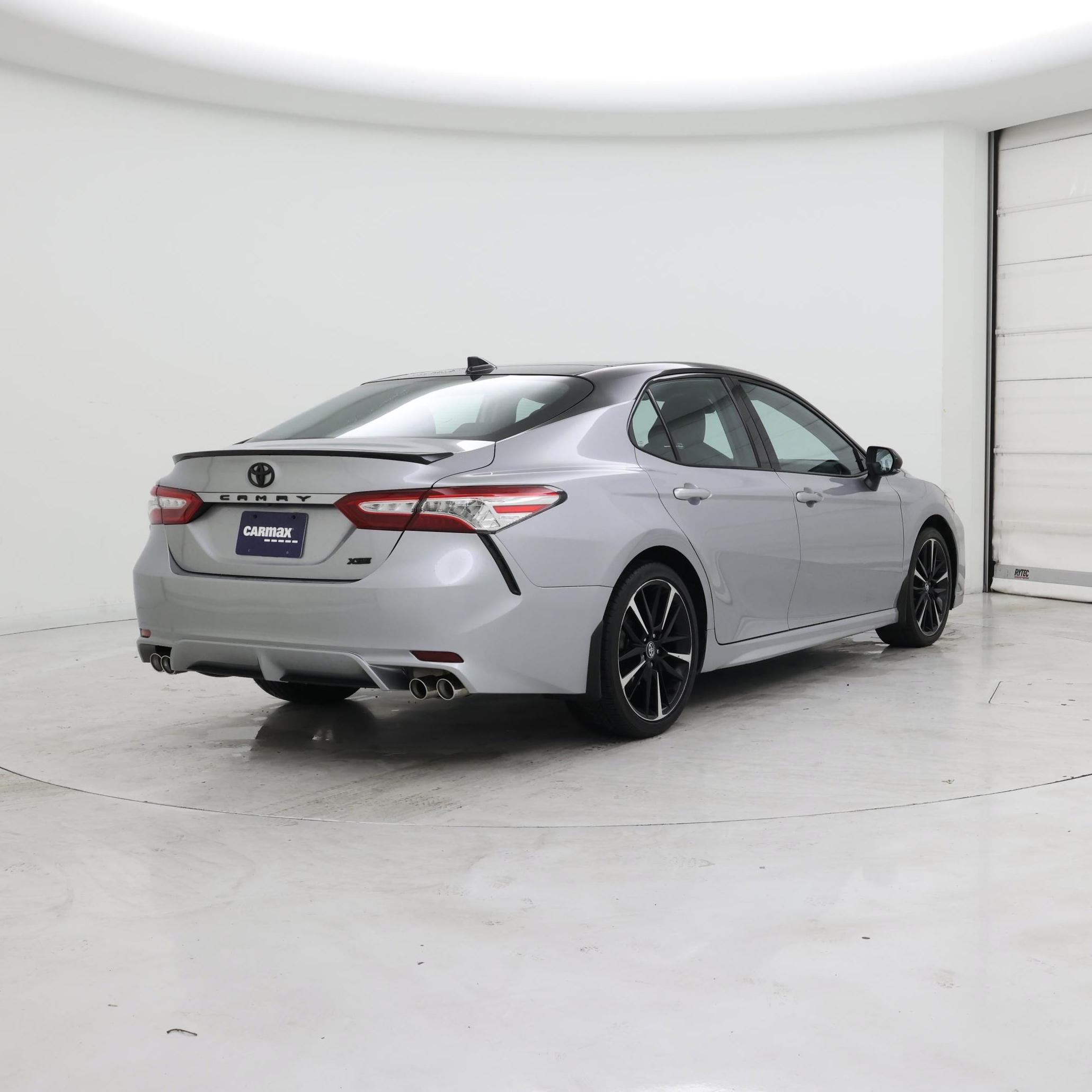 Thumbnail: 2020 Toyota Camry - 8