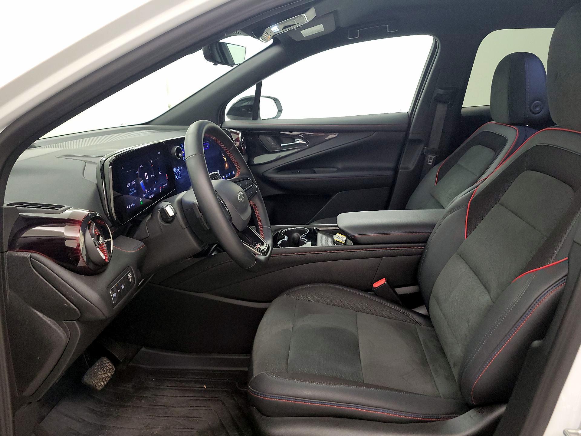 Thumbnail: 2024 Chevrolet Blazer EV - 11