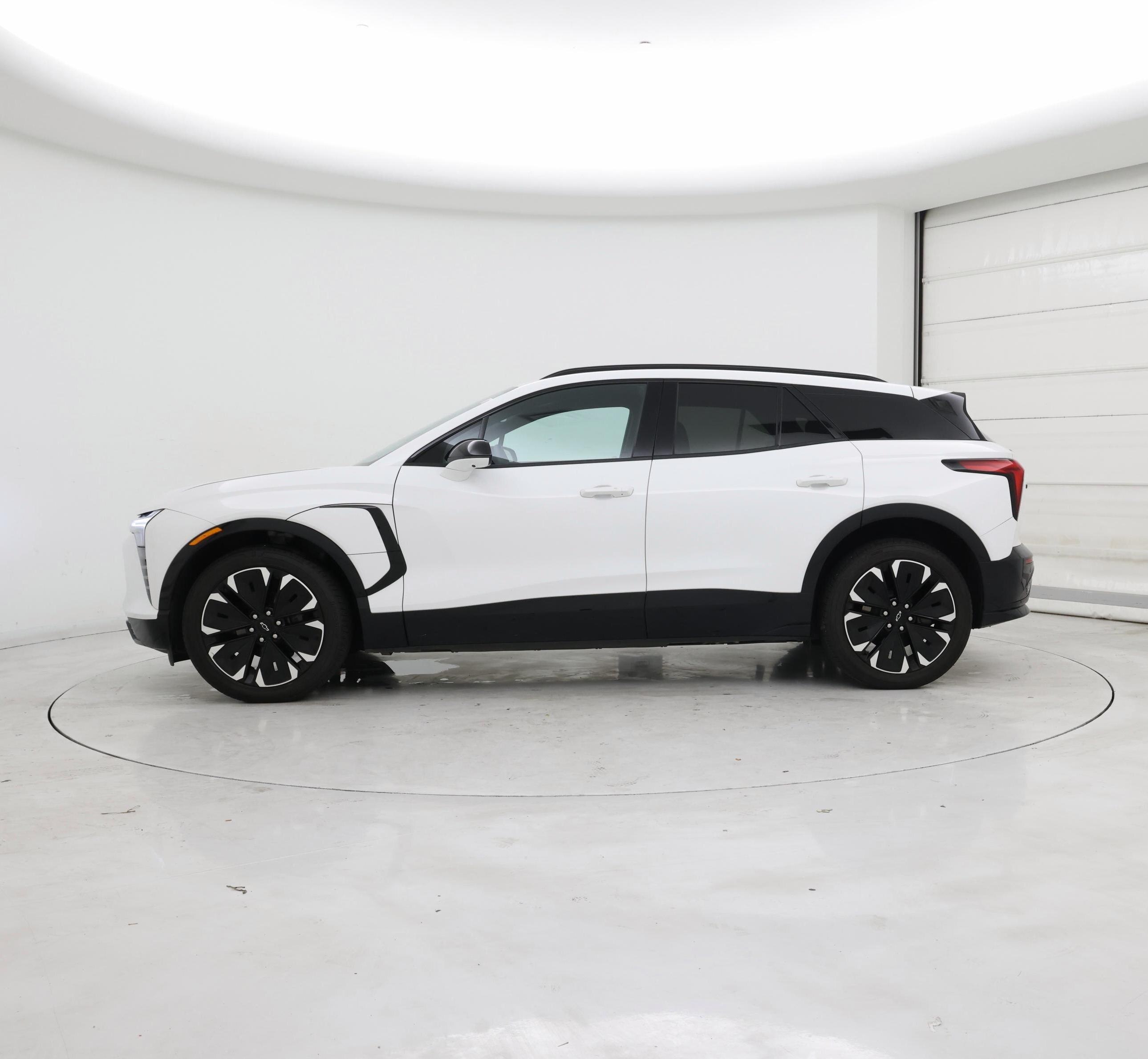 Thumbnail: 2024 Chevrolet Blazer EV - 3