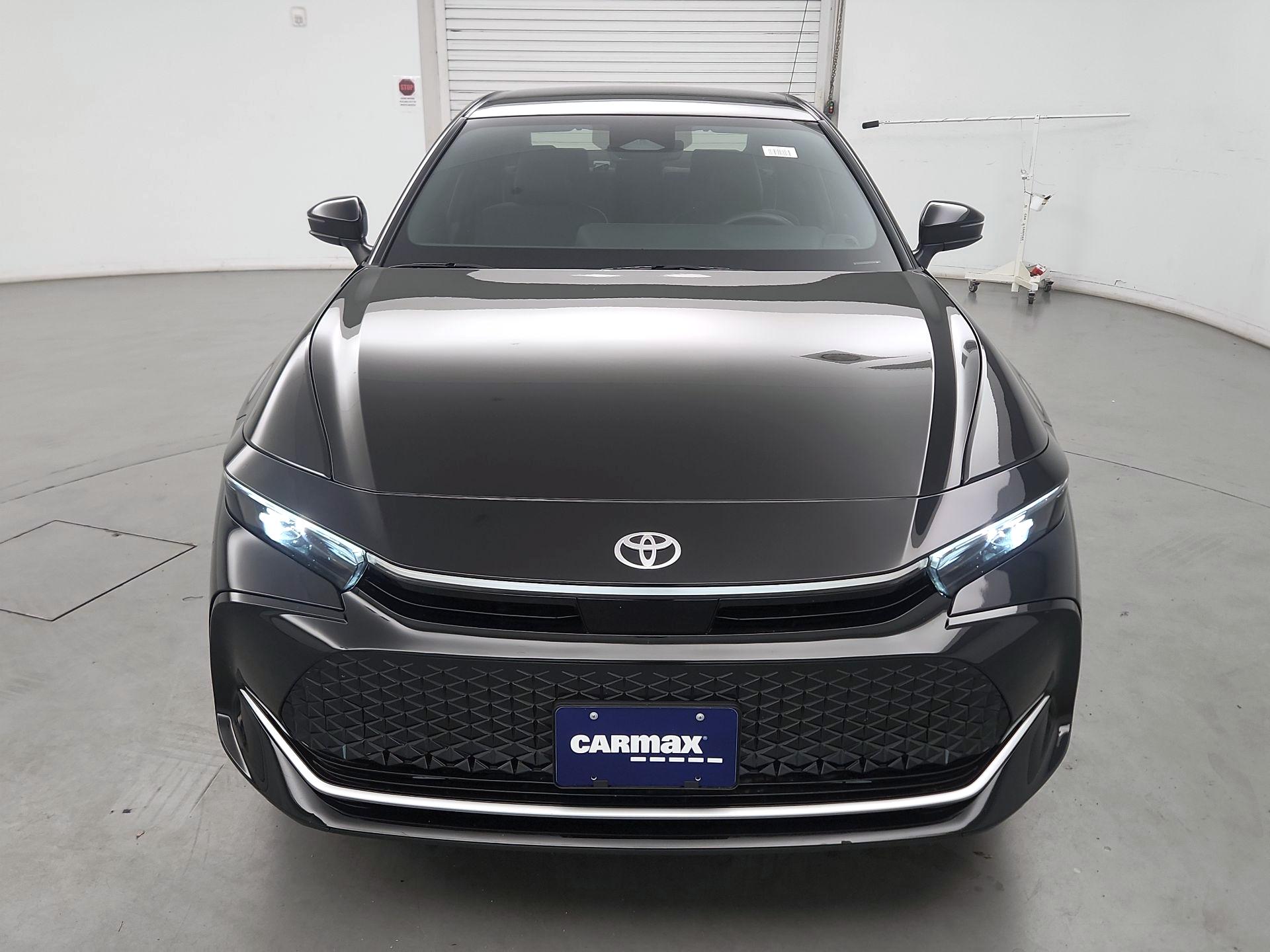 Thumbnail: 2023 Toyota Crown - 2