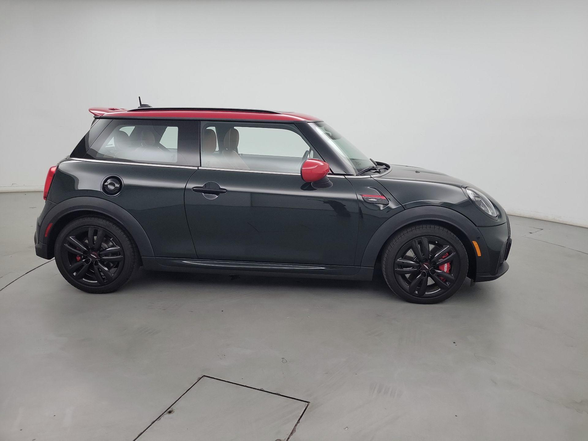 Thumbnail: 2023 MINI Cooper Hardtop - 4