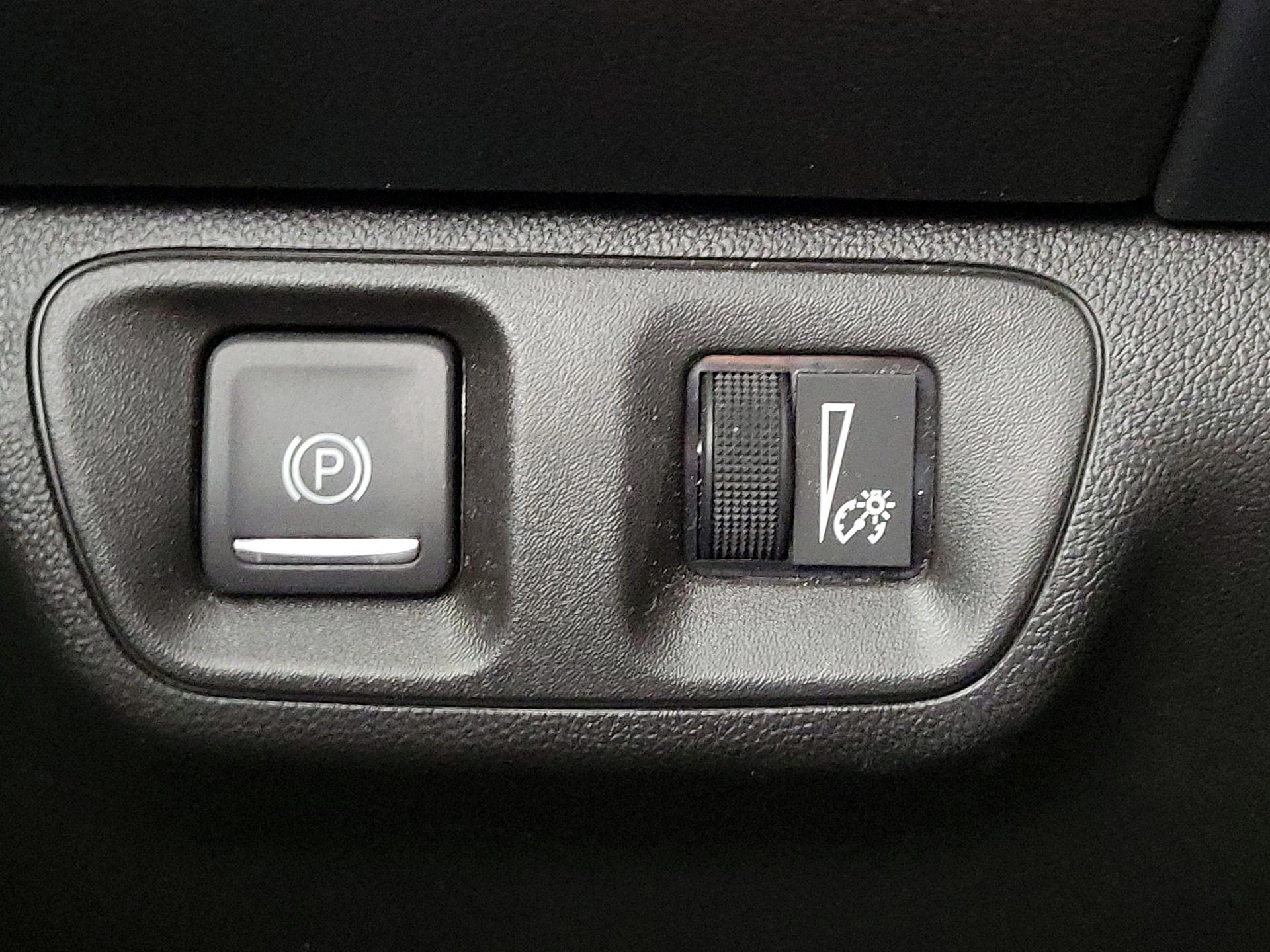 Thumbnail: 2023 GMC Acadia - 13