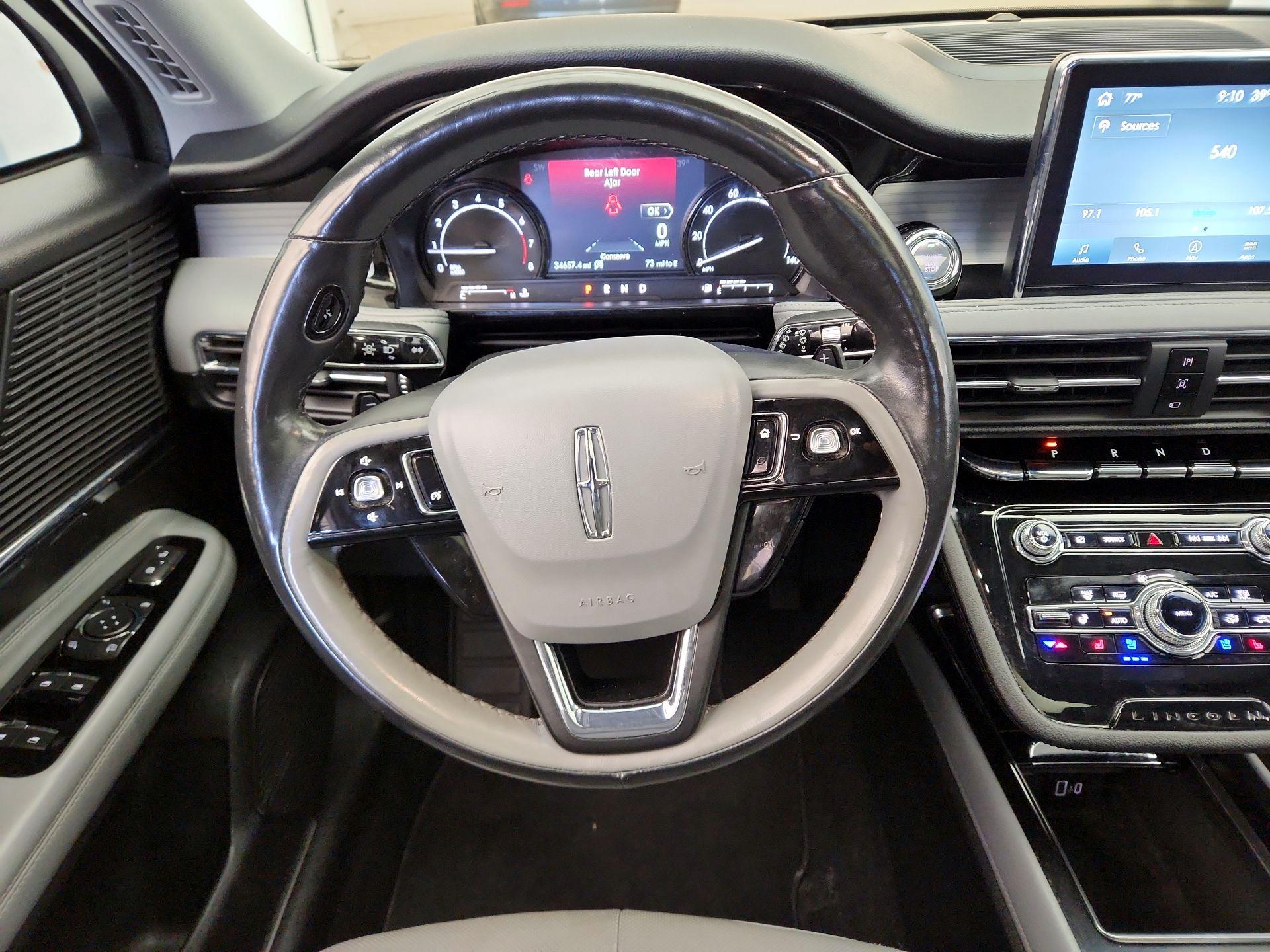 Thumbnail: 2022 Lincoln Corsair - 10