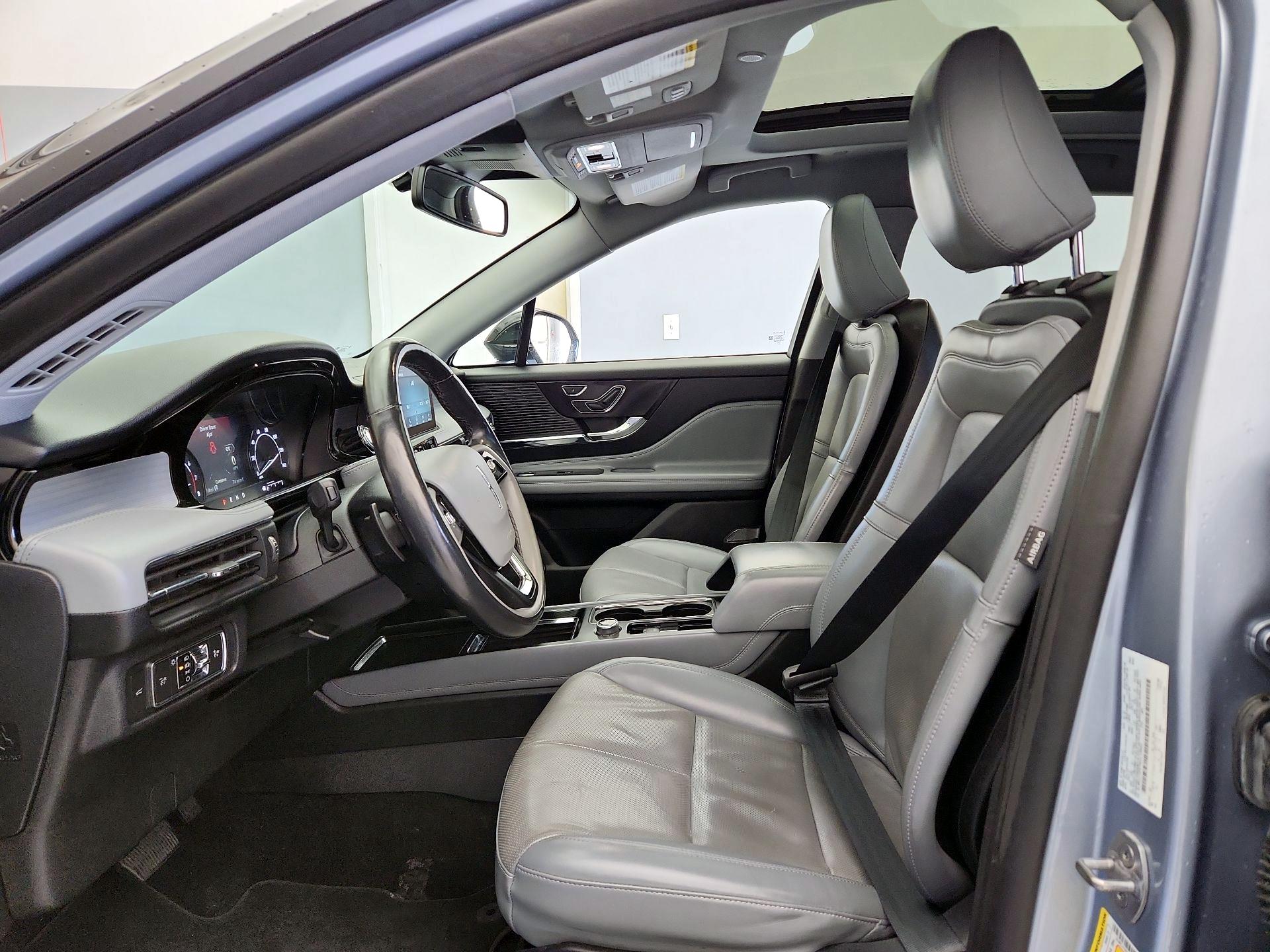 Thumbnail: 2022 Lincoln Corsair - 11