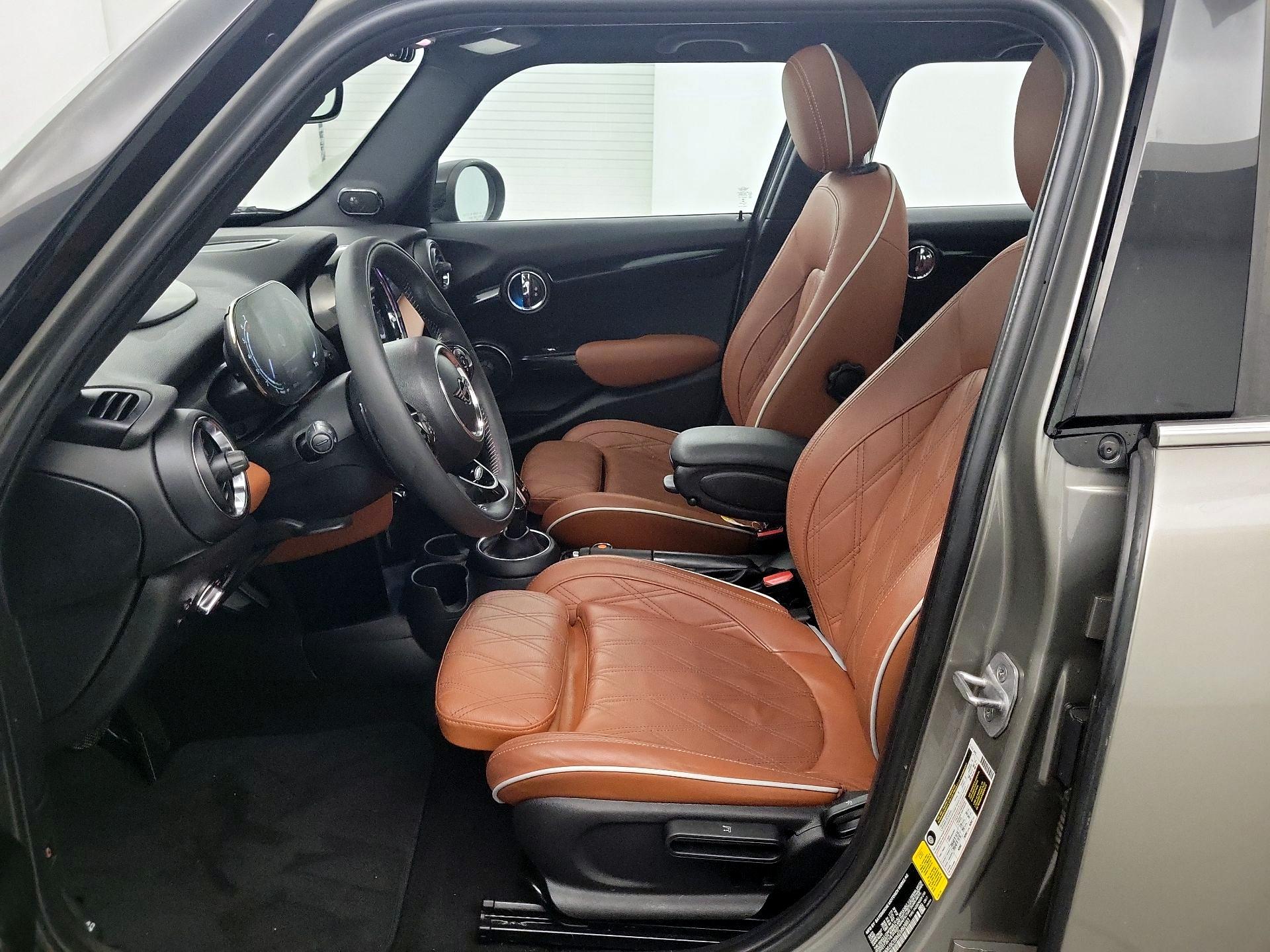 Thumbnail: 2021 MINI Cooper Hardtop - 9