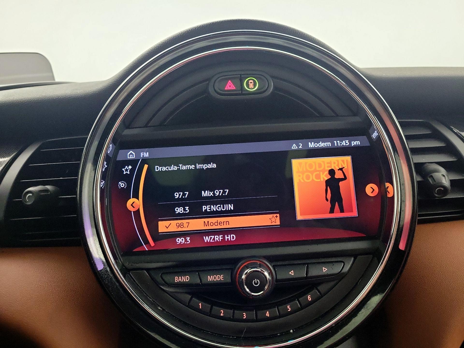 Thumbnail: 2021 MINI Cooper Hardtop - 14