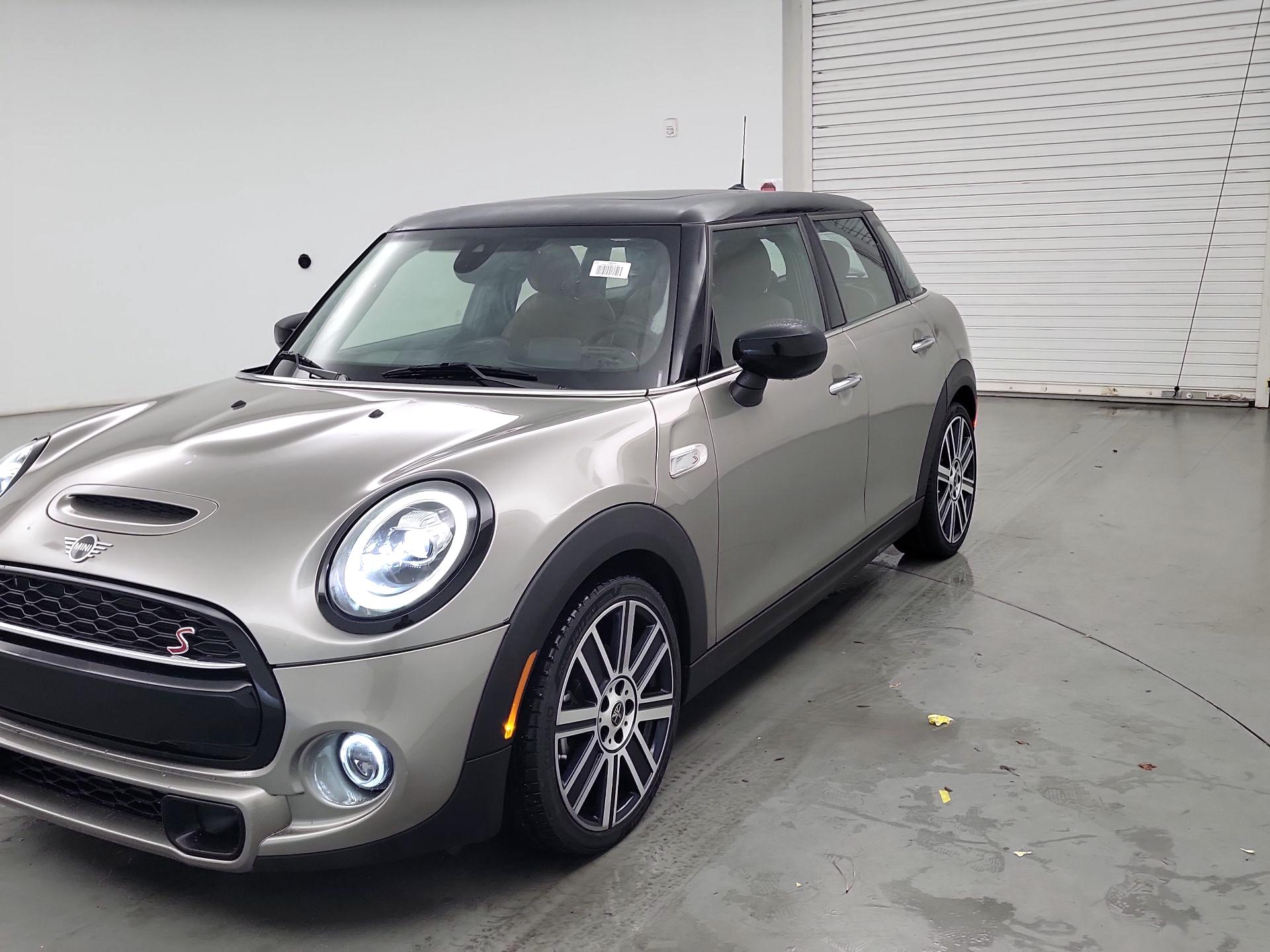 Thumbnail: 2021 MINI Cooper Hardtop - 3