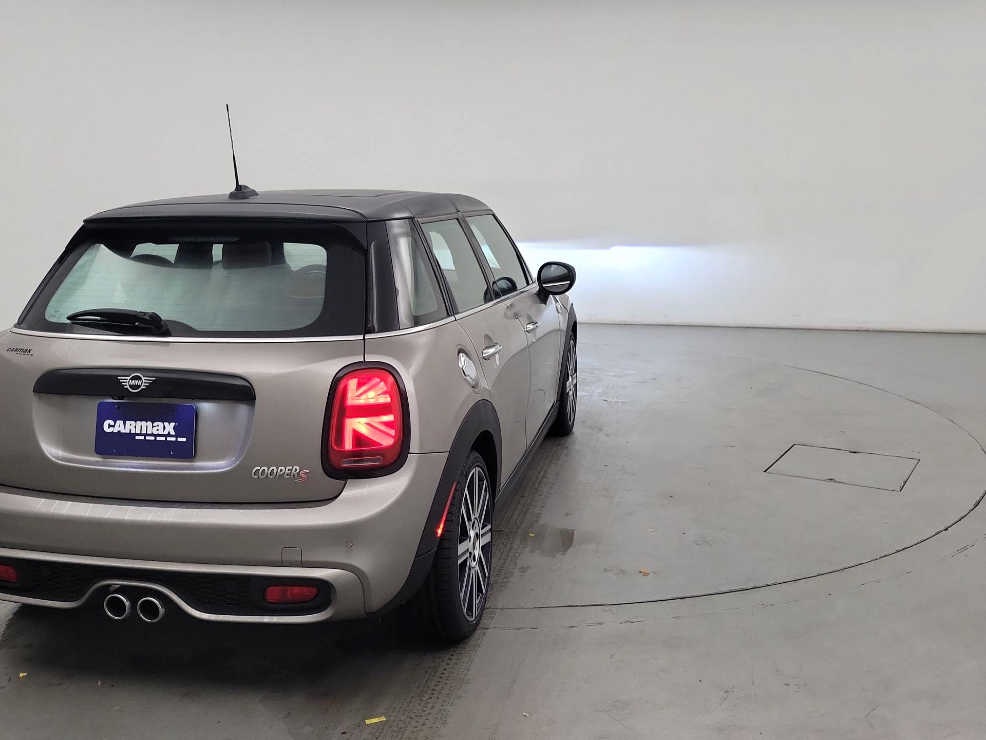 Thumbnail: 2021 MINI Cooper Hardtop - 5