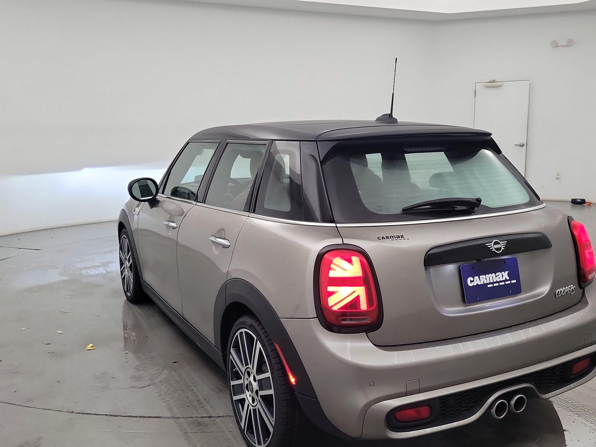 Thumbnail: 2021 MINI Cooper Hardtop - 7