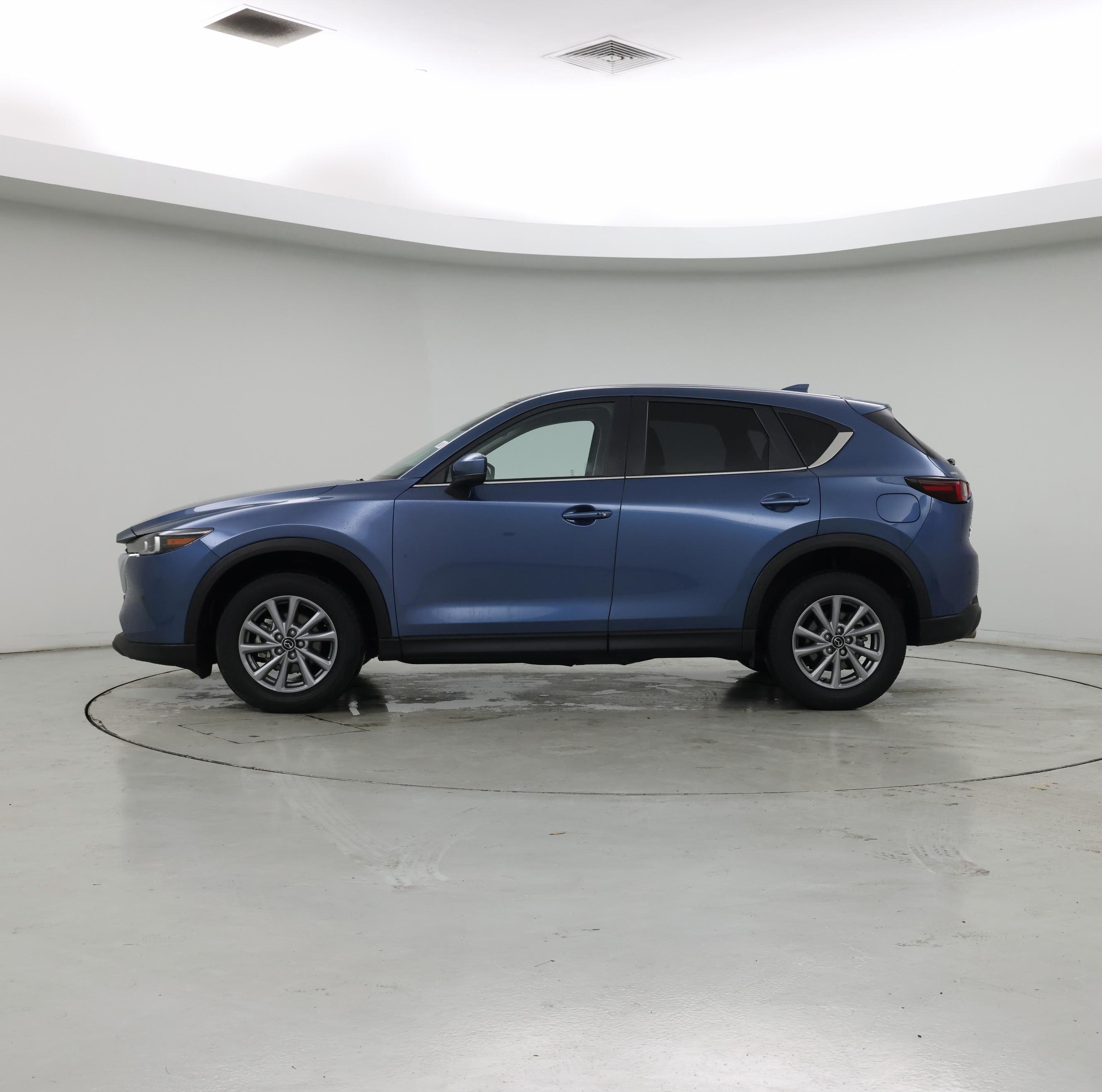 Thumbnail: 2023 Mazda CX-5 - 3