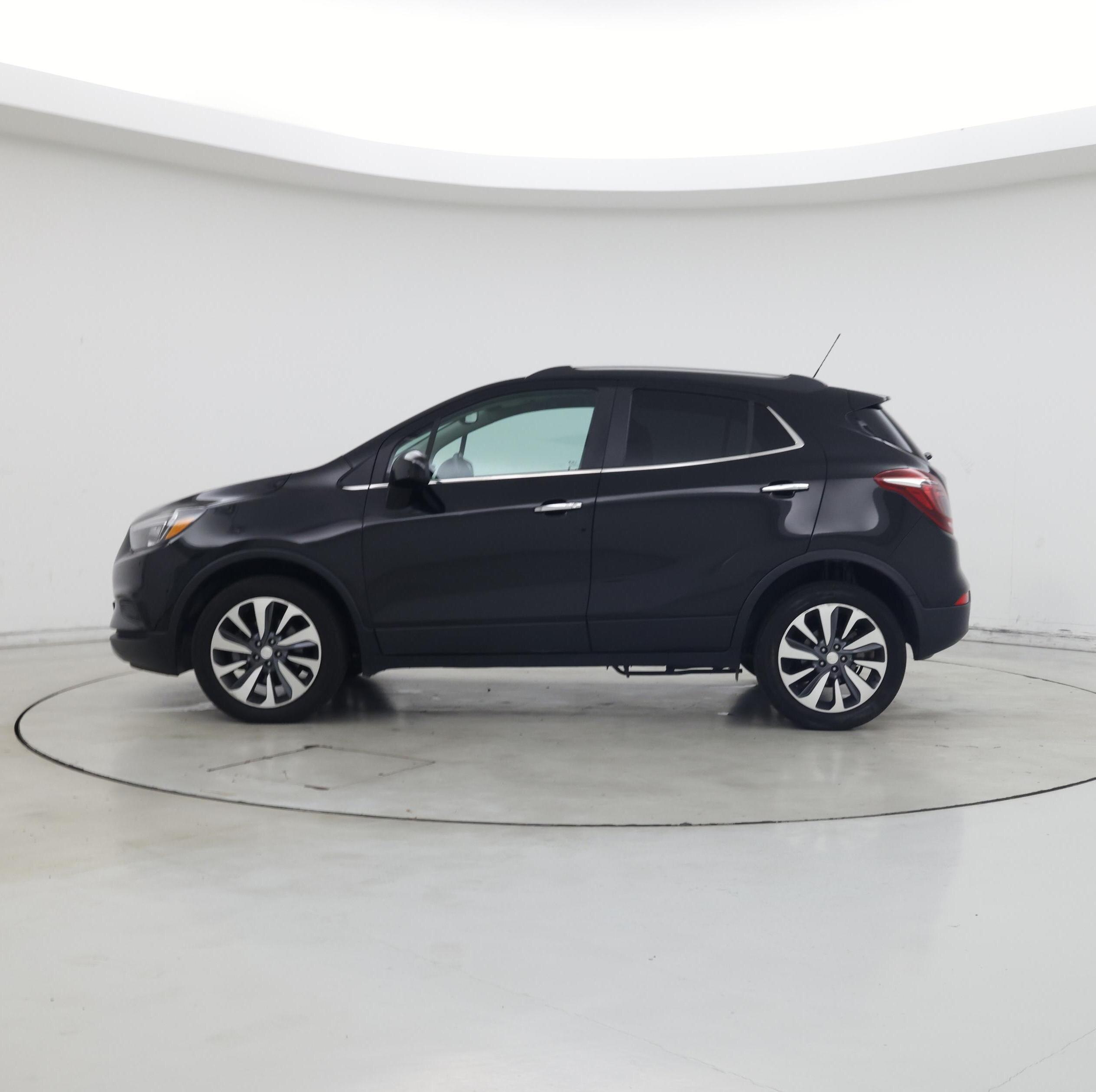 Thumbnail: 2022 Buick Encore - 3