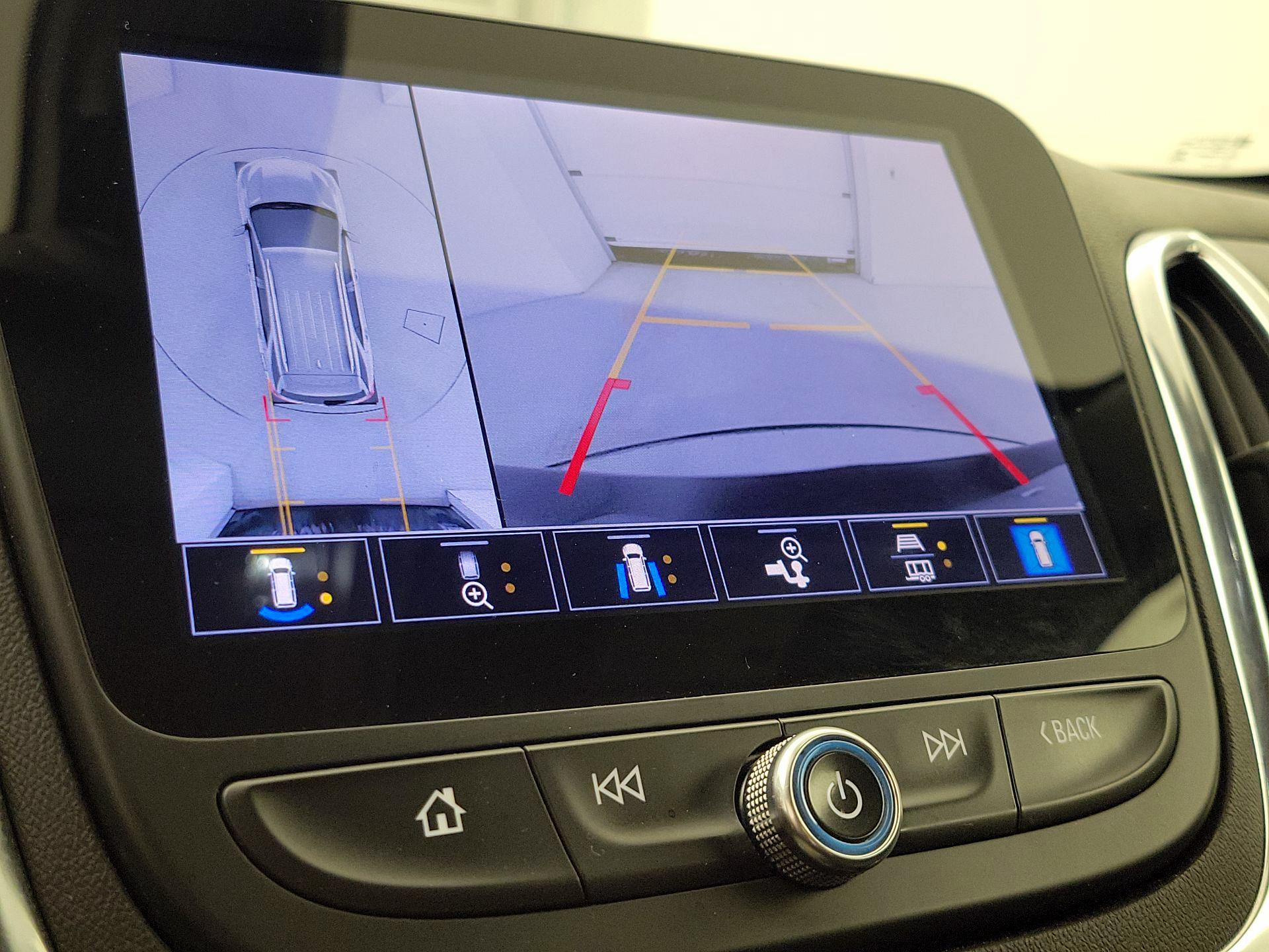 Thumbnail: 2022 Chevrolet Equinox - 15