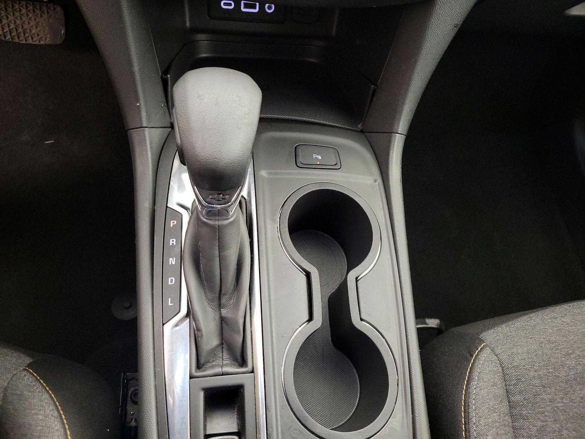 Thumbnail: 2022 Chevrolet Equinox - 18